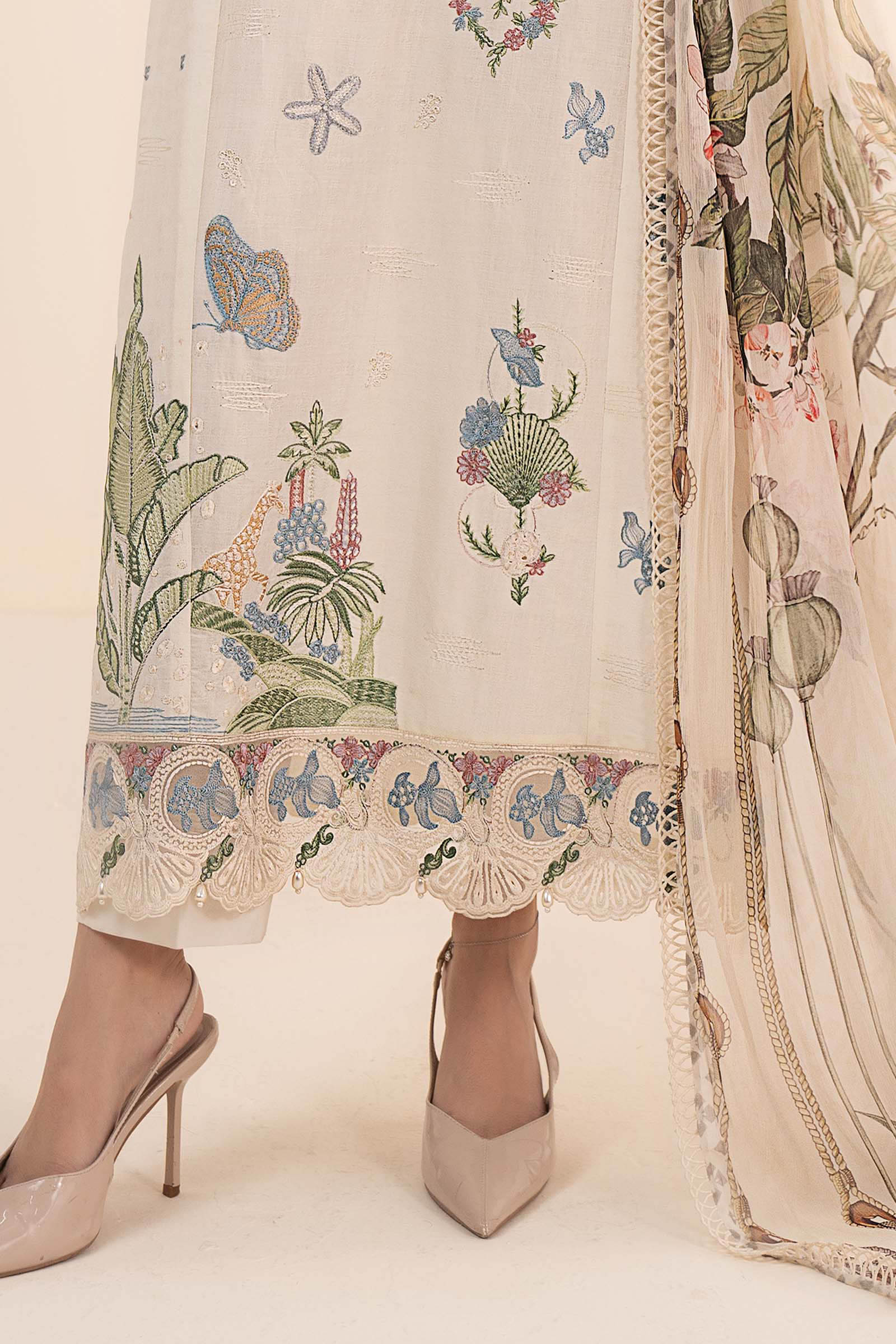 3 Piece Embroidered Dobby Lawn Suit - Image 5