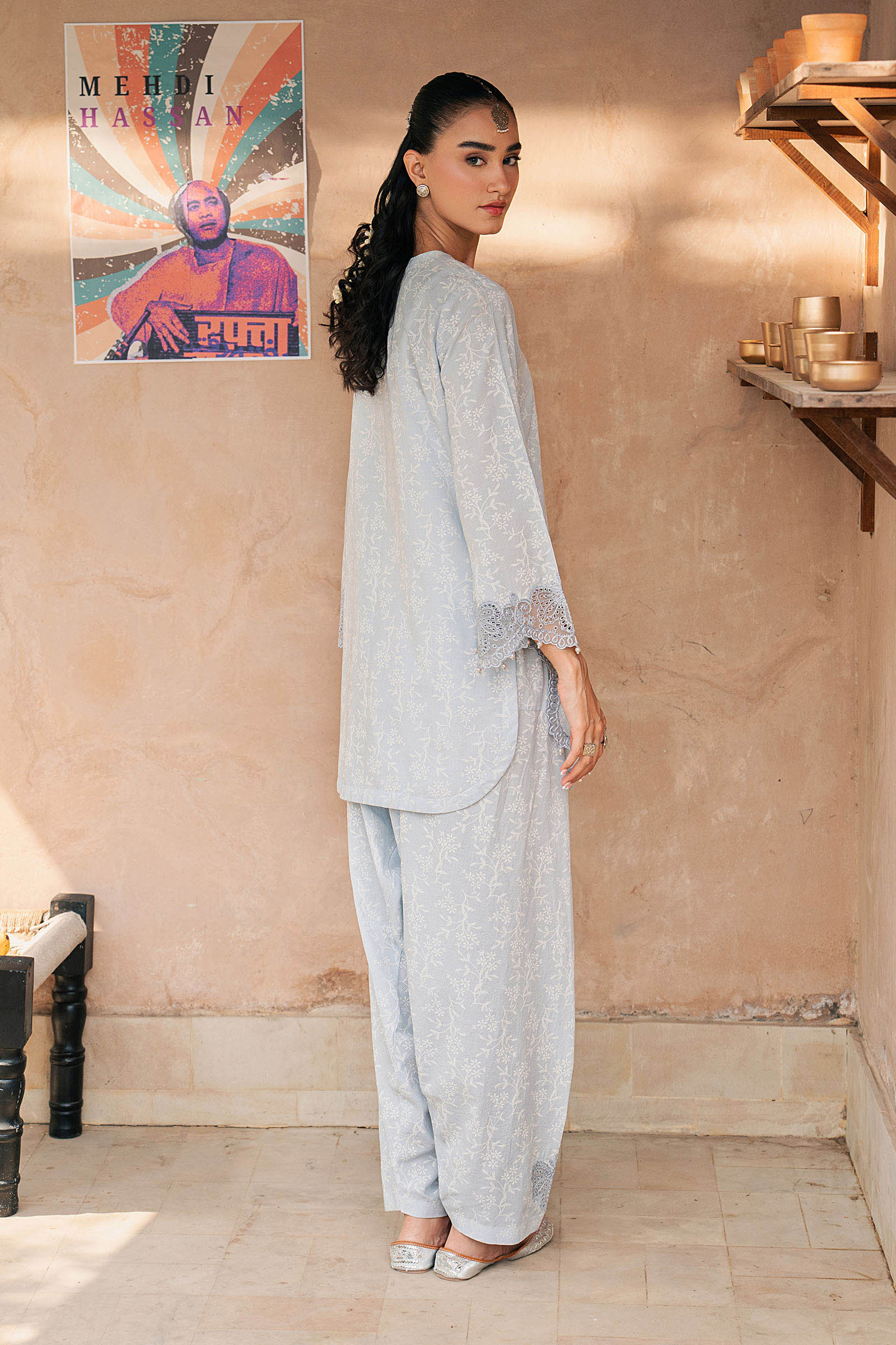 2 Piece Embroidered Lawn Suit - Image 10