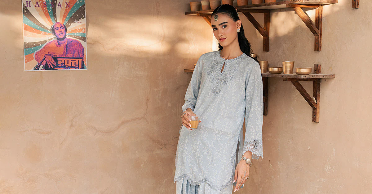 2 Piece Embroidered Lawn Suit - Image 11
