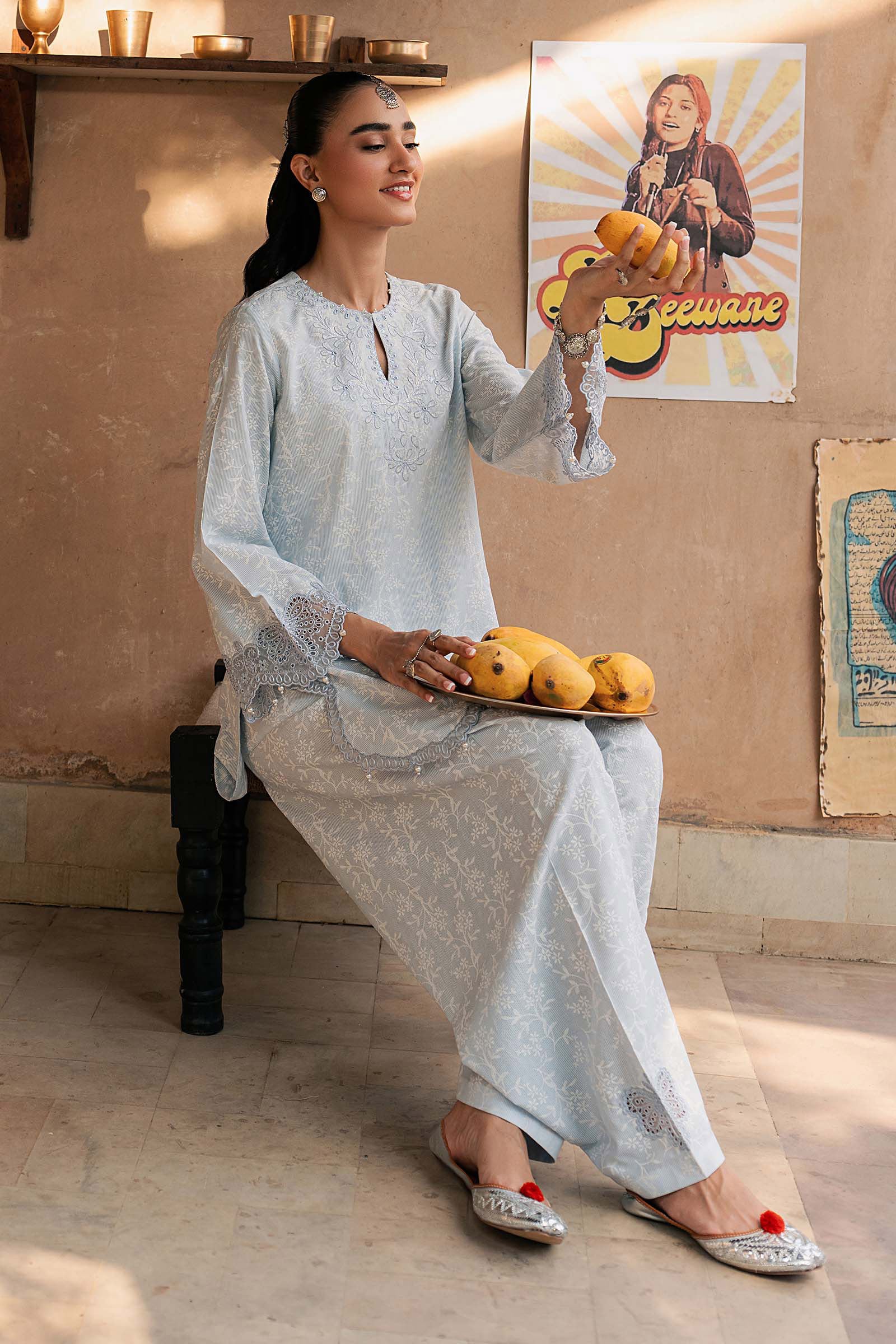 2 Piece Embroidered Lawn Suit - Image 4