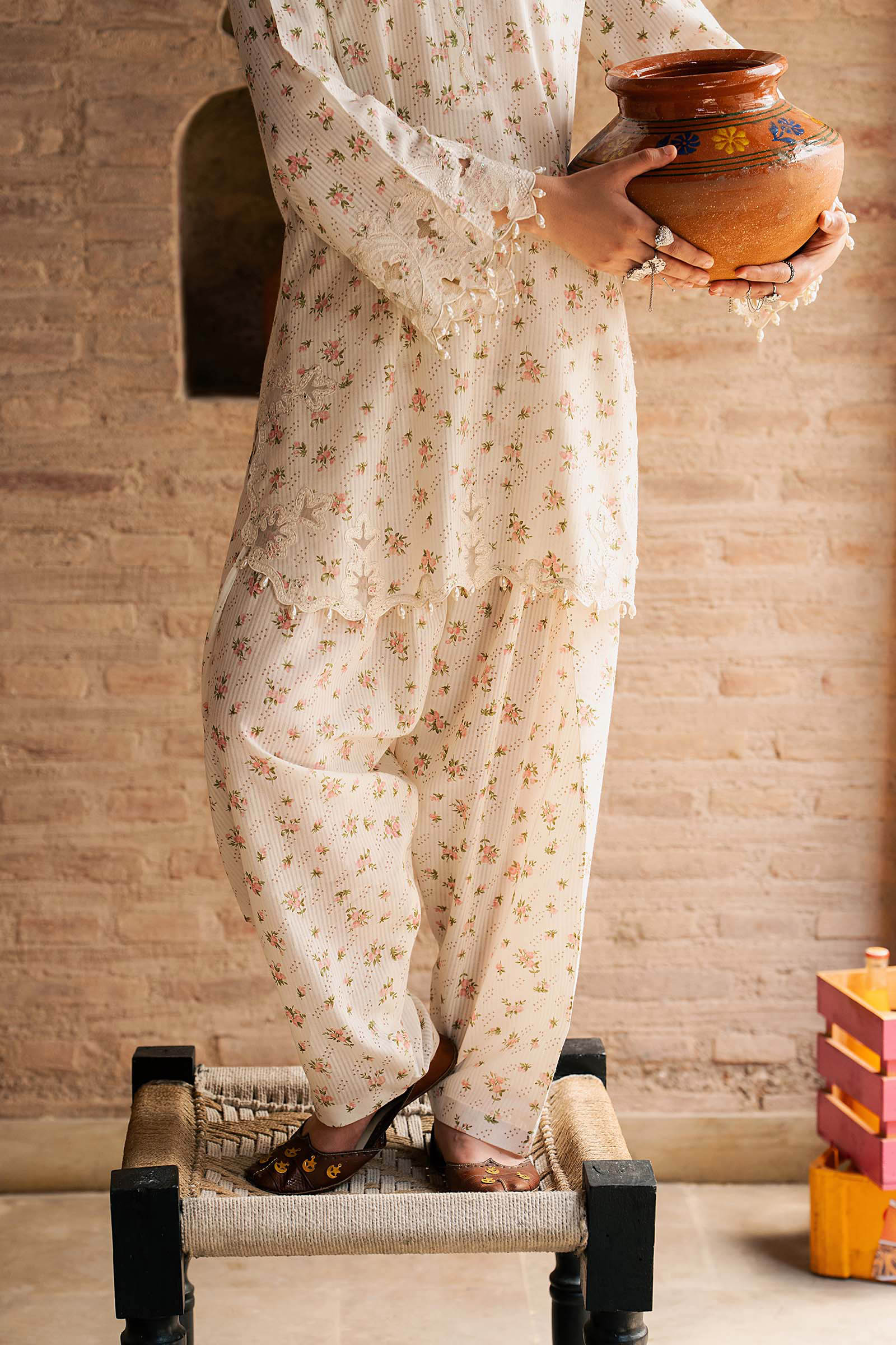 2 Piece Embroidered Lawn Suit - Image 6