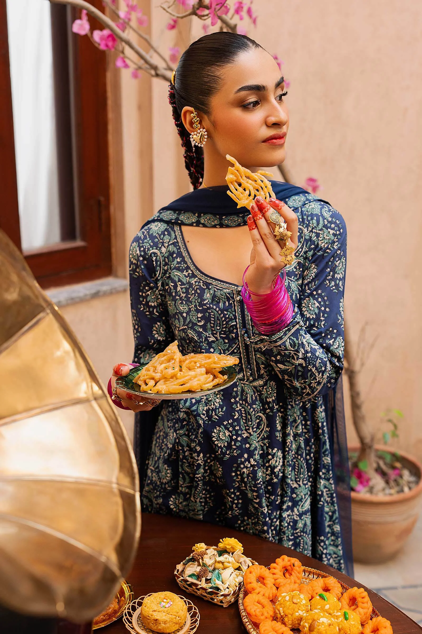3 Piece Block Printed Lawn Suit - Image 3