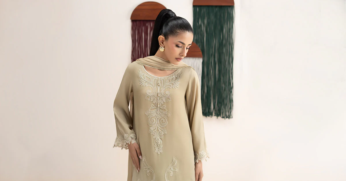 3 Piece Embroidered Raw Silk Suit - Image 9
