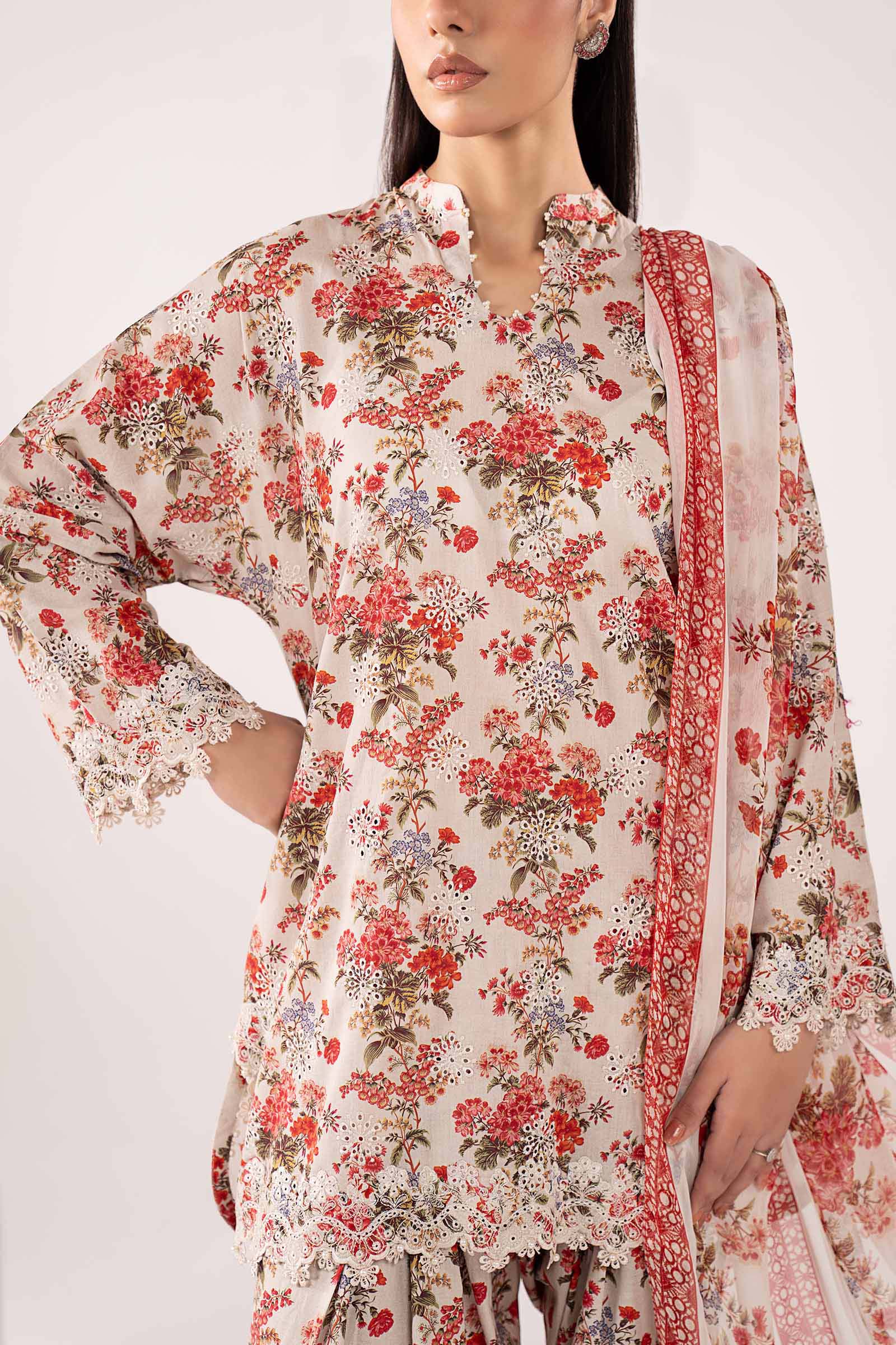 3 Piece Embroidered Lawn Suit - Image 4