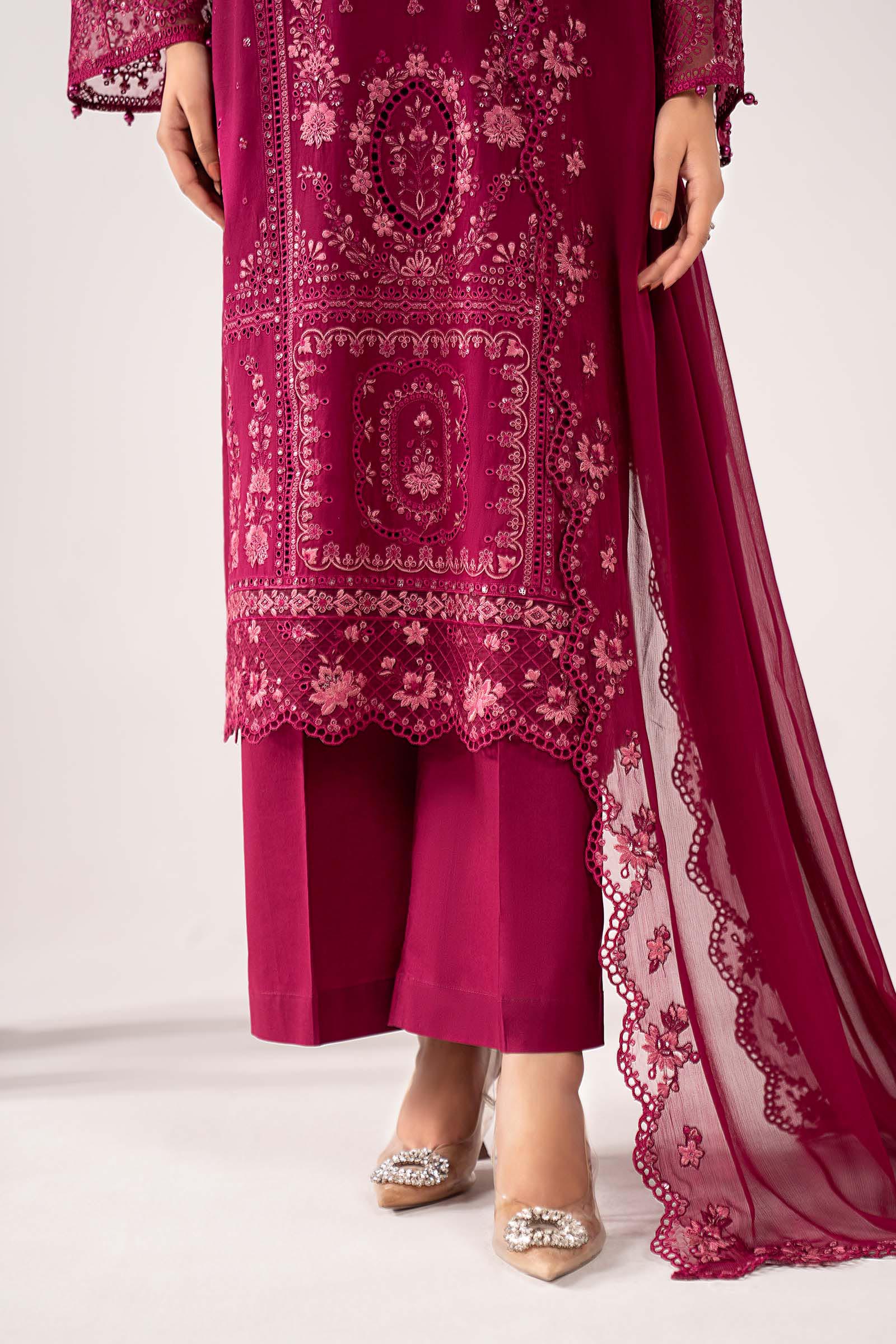 3 Piece Embroidered Lawn Suit - Image 10