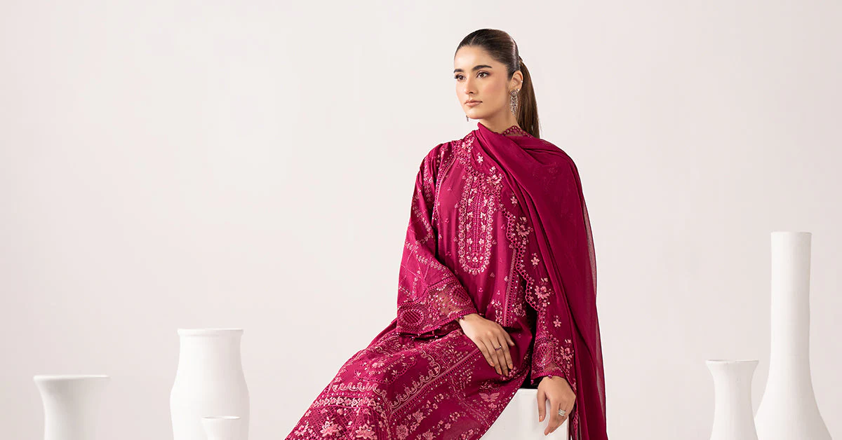 3 Piece Embroidered Lawn Suit - Image 13