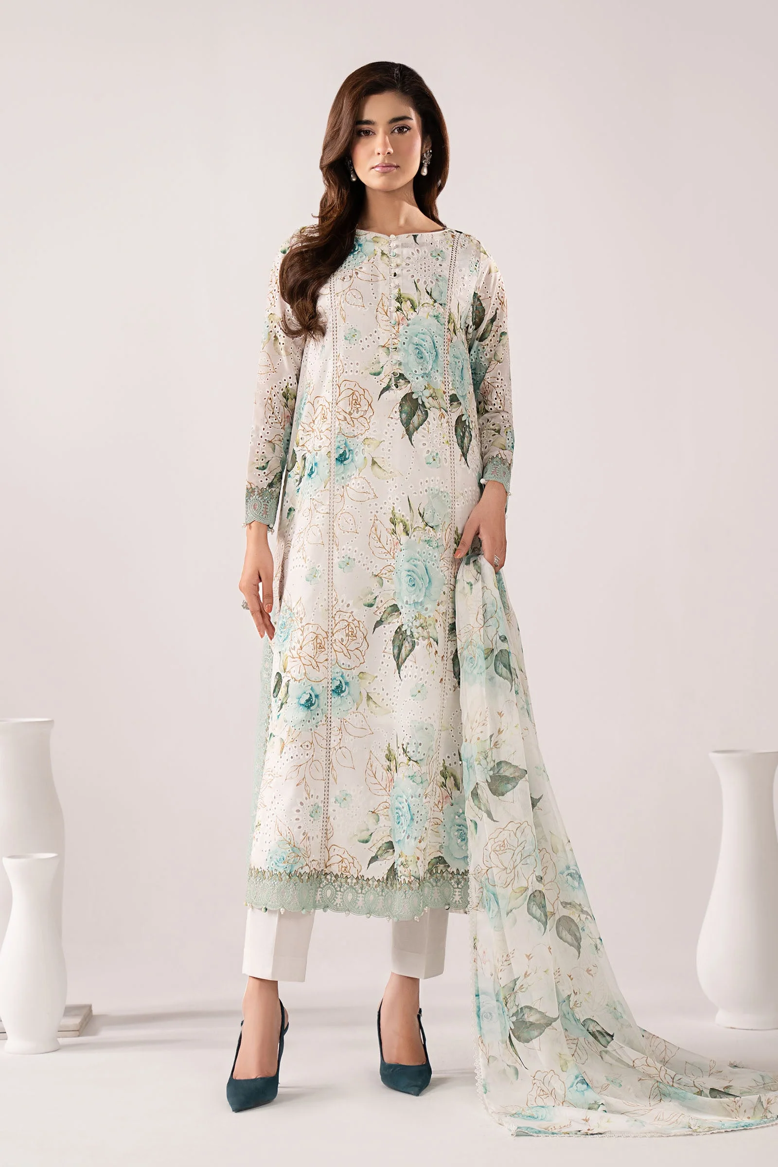 3 Piece Embroidered Lawn Suit