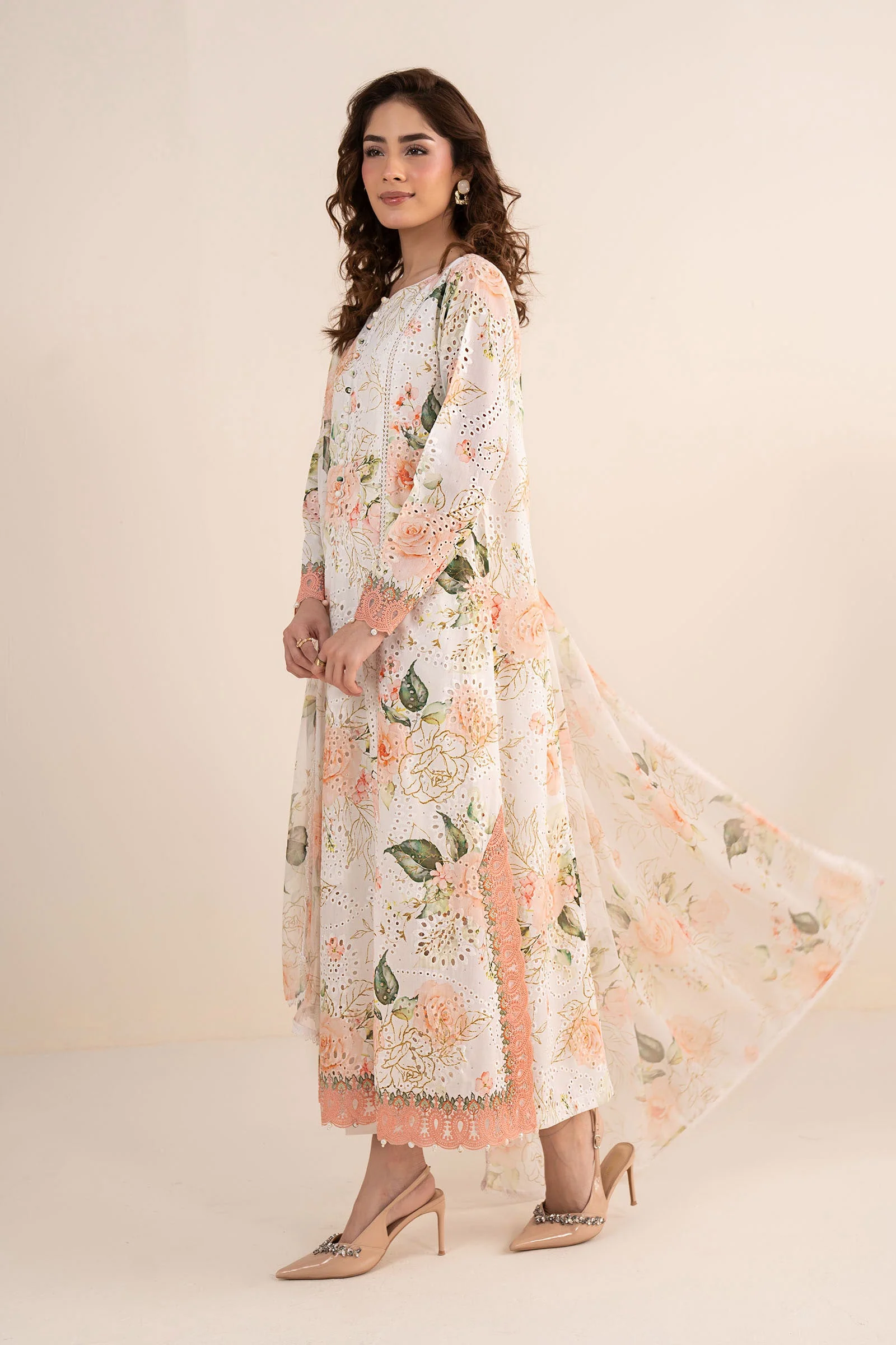 3 Piece Embroidered Lawn Suit - Image 15