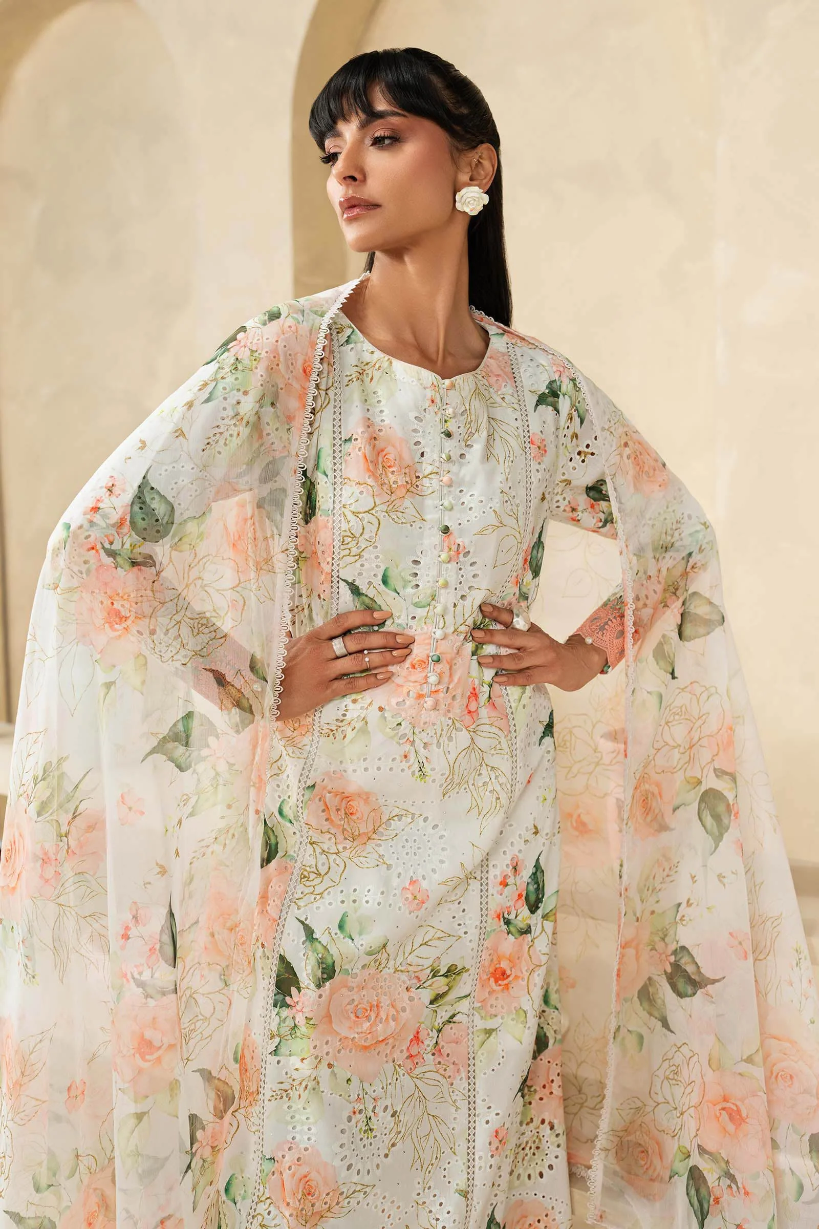 3 Piece Embroidered Lawn Suit - Image 5
