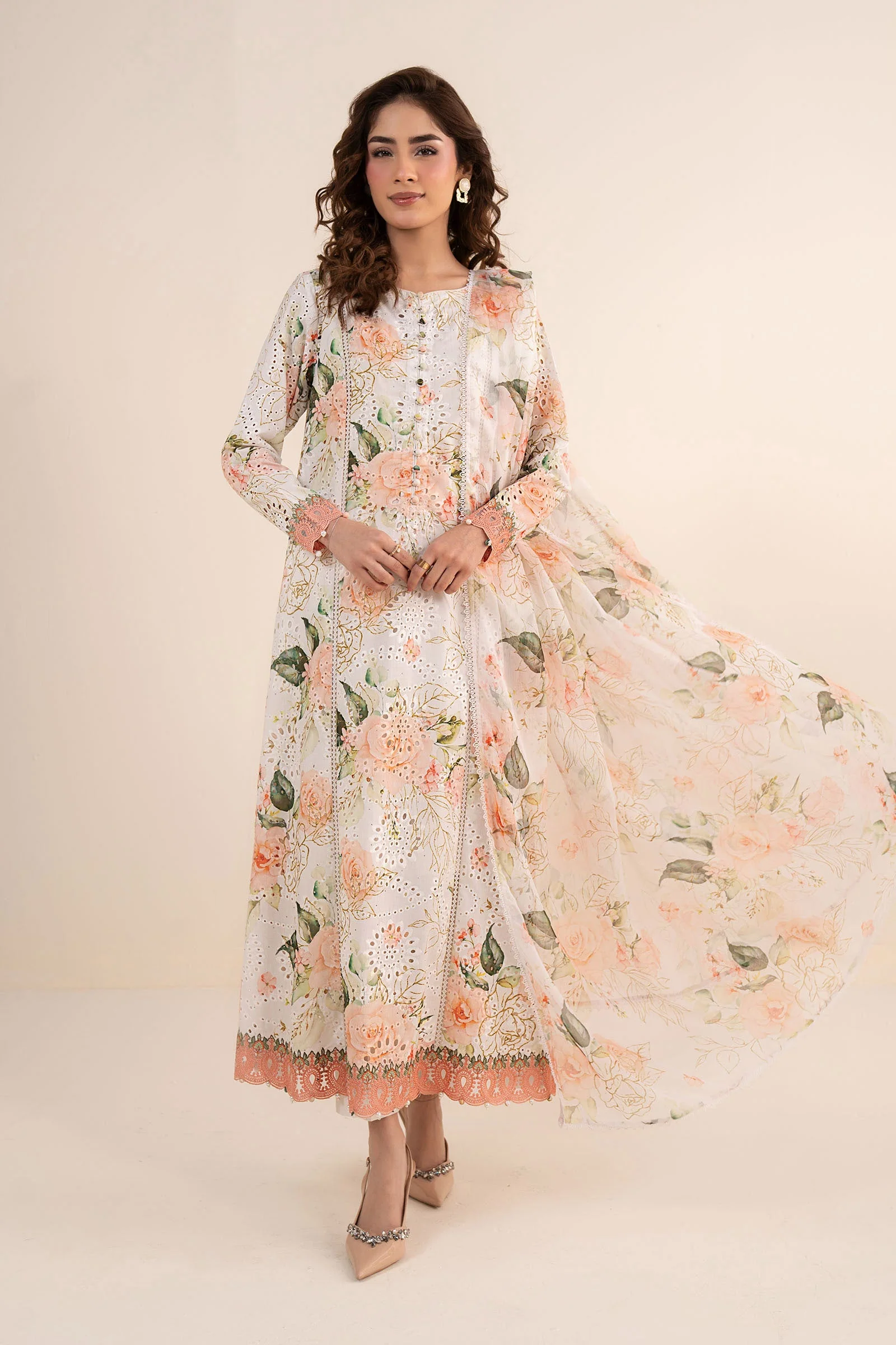 3 Piece Embroidered Lawn Suit - Image 8