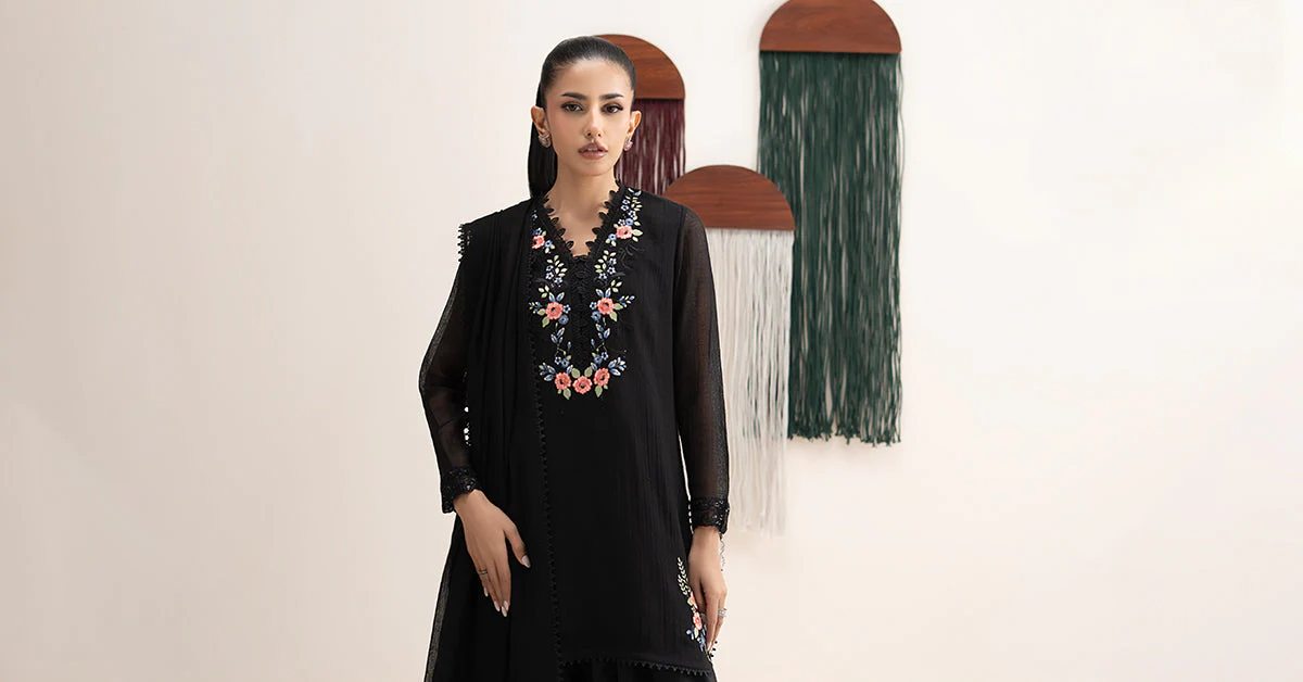 3 Piece Embroidered Cotton Net Suit - Image 9
