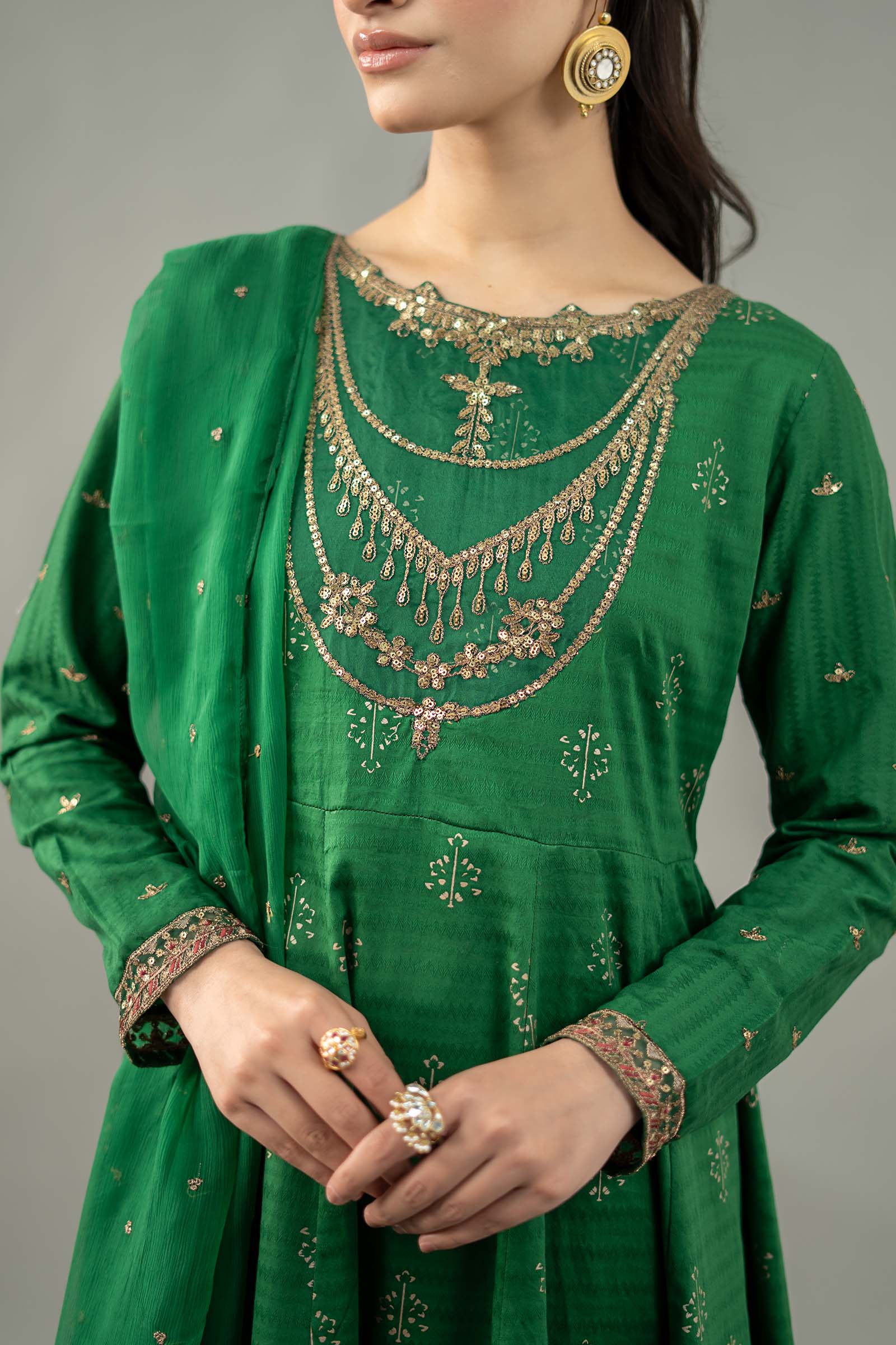 3 Piece Embroidered Suit - Image 3