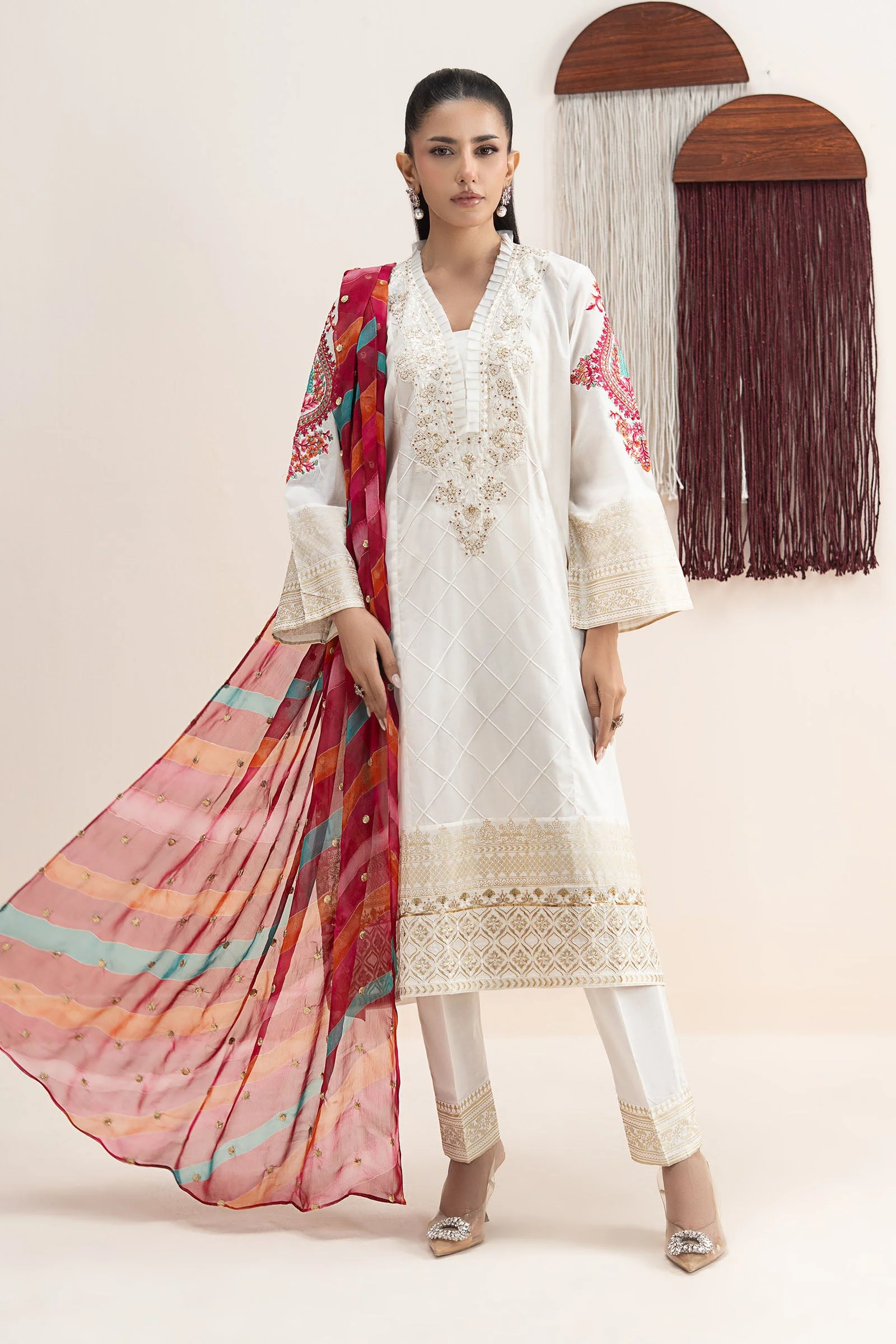 3 Piece Embroidered Lawn Suit