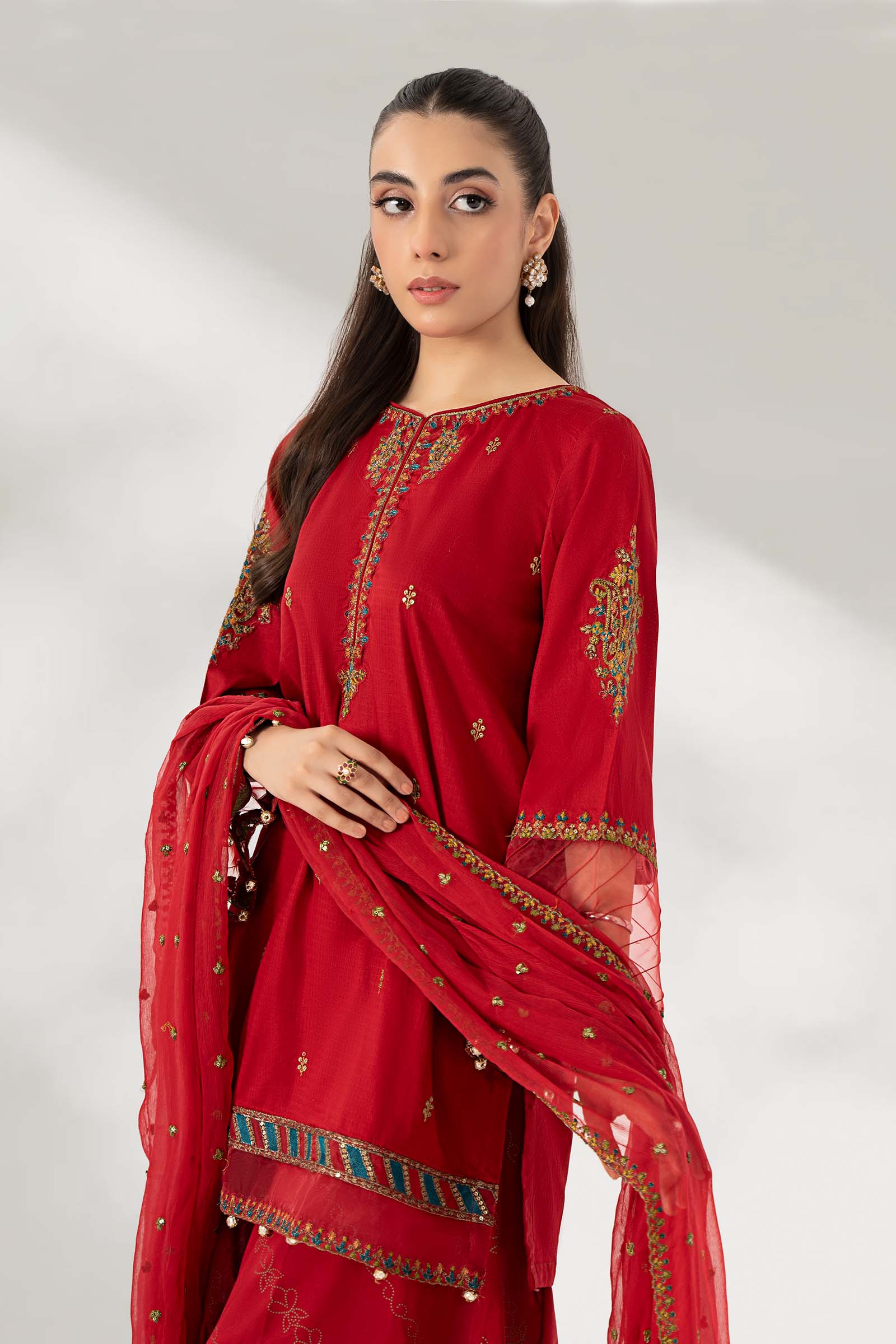 3 Piece Embroidered Lawn Suit - Image 2