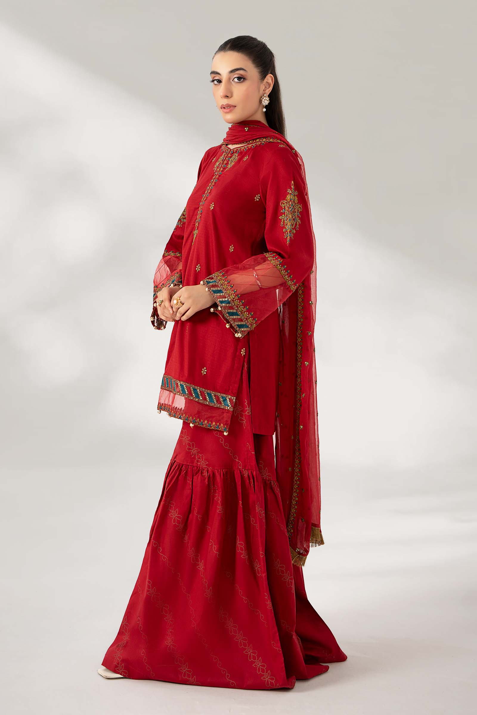 3 Piece Embroidered Lawn Suit - Image 5