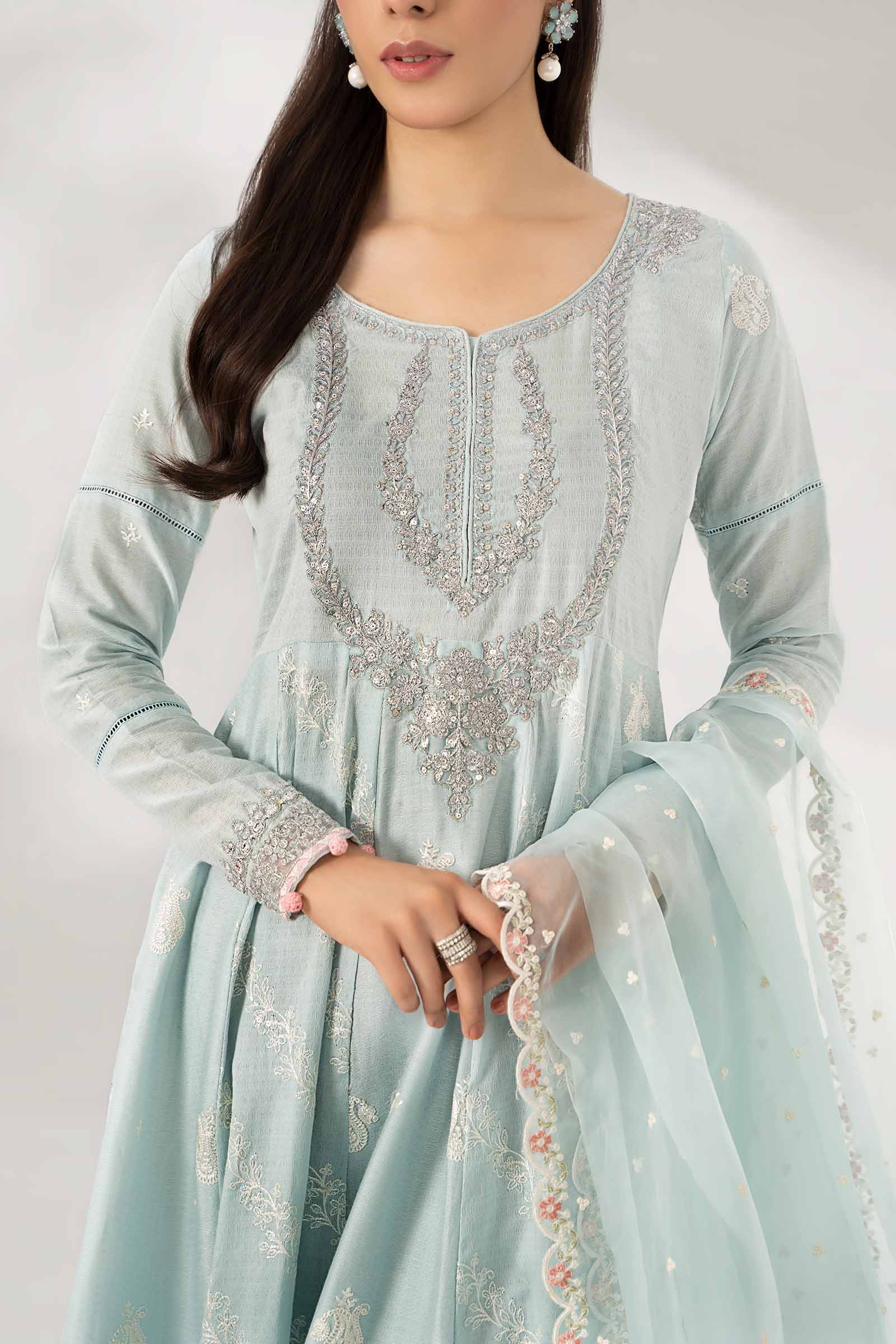 3 Piece Embroidered Lawn Suit - Image 3