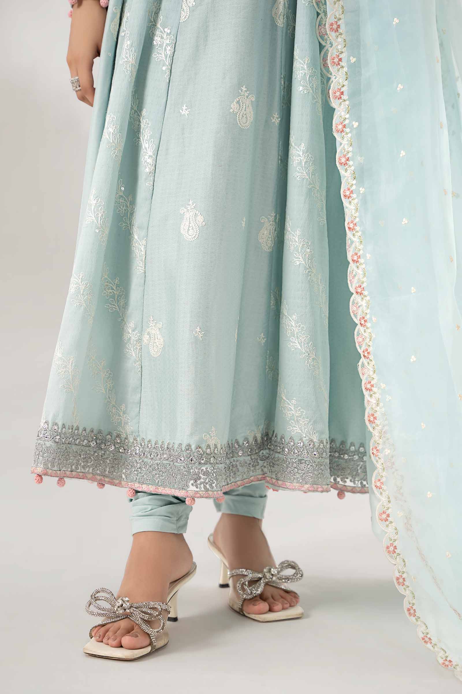 3 Piece Embroidered Lawn Suit - Image 4