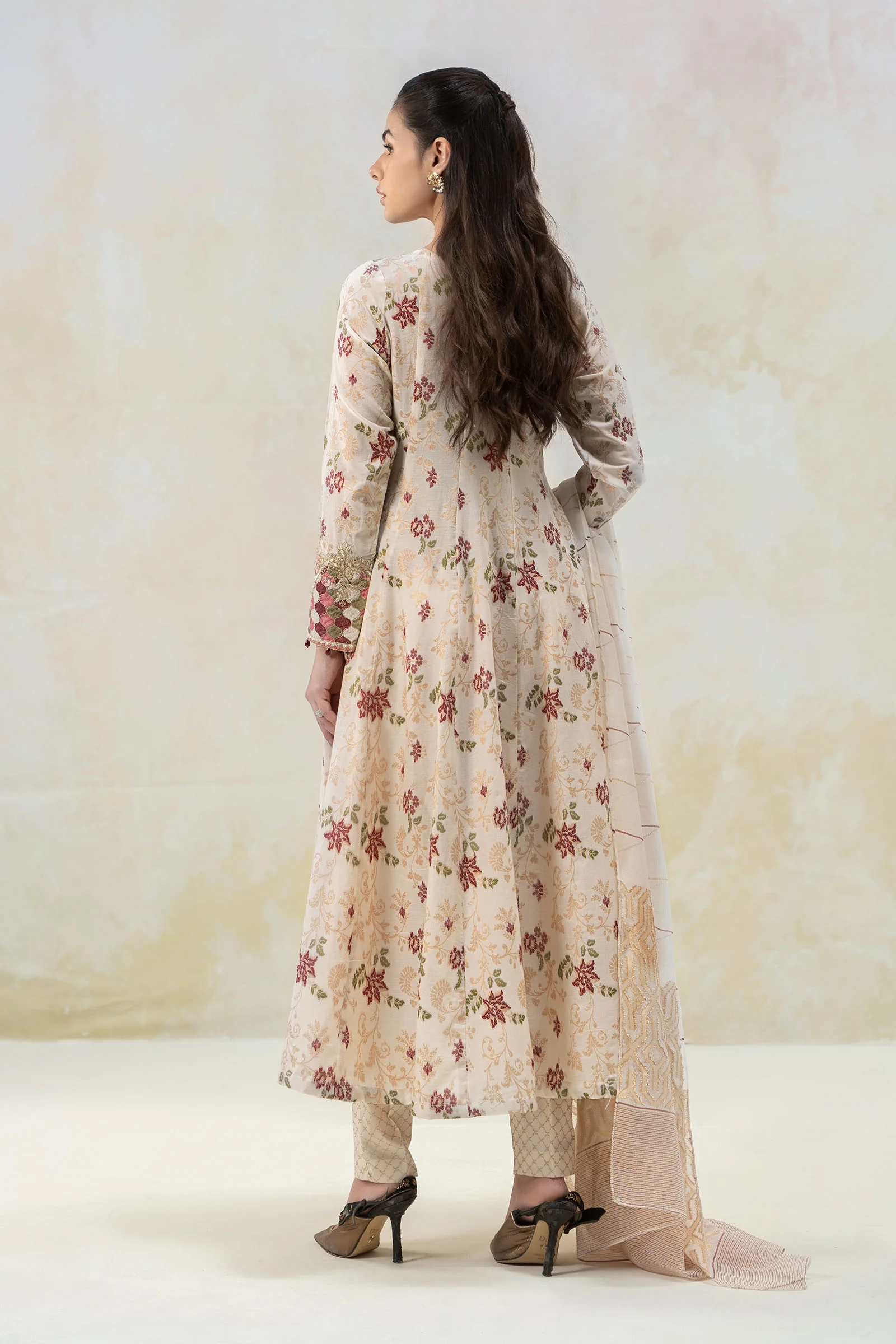 3 Piece Embroidered Suit - Image 6