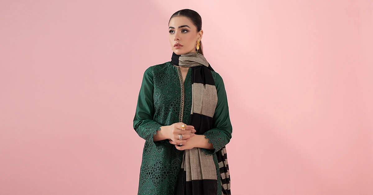 3 Piece Printed Lawn Suit - Image 8