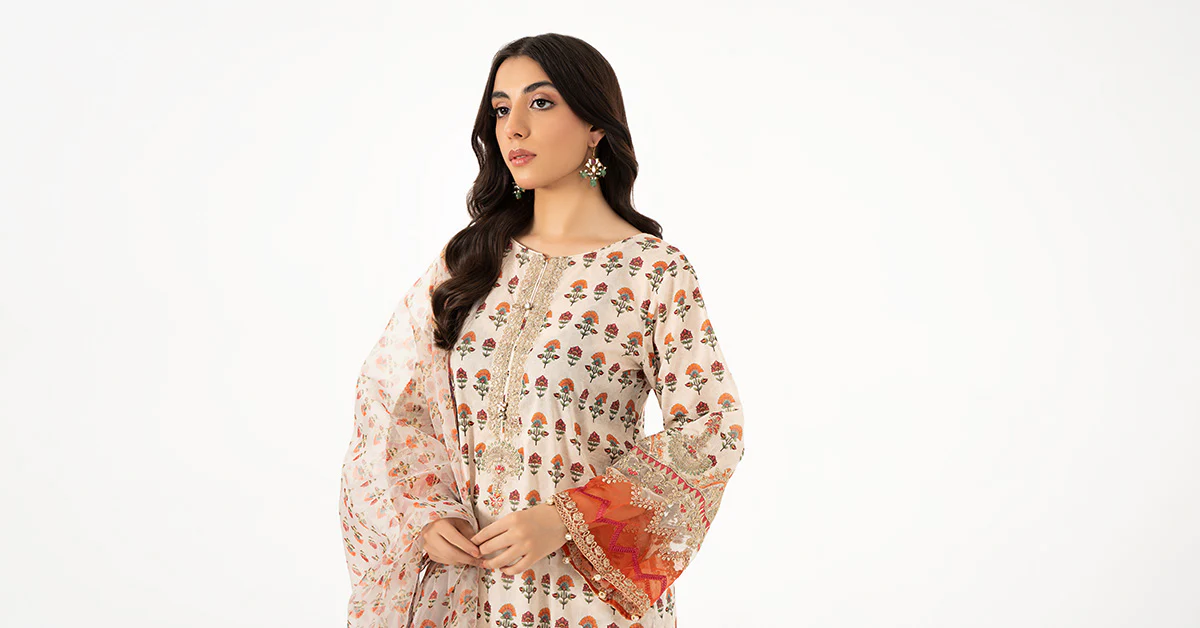 3 Piece Printed Lawn Suit - Image 7