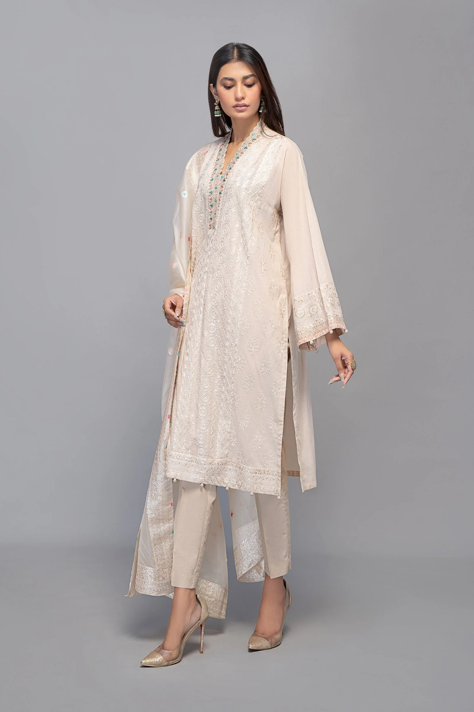 Suit Off White DW-EF23-01 - Image 11