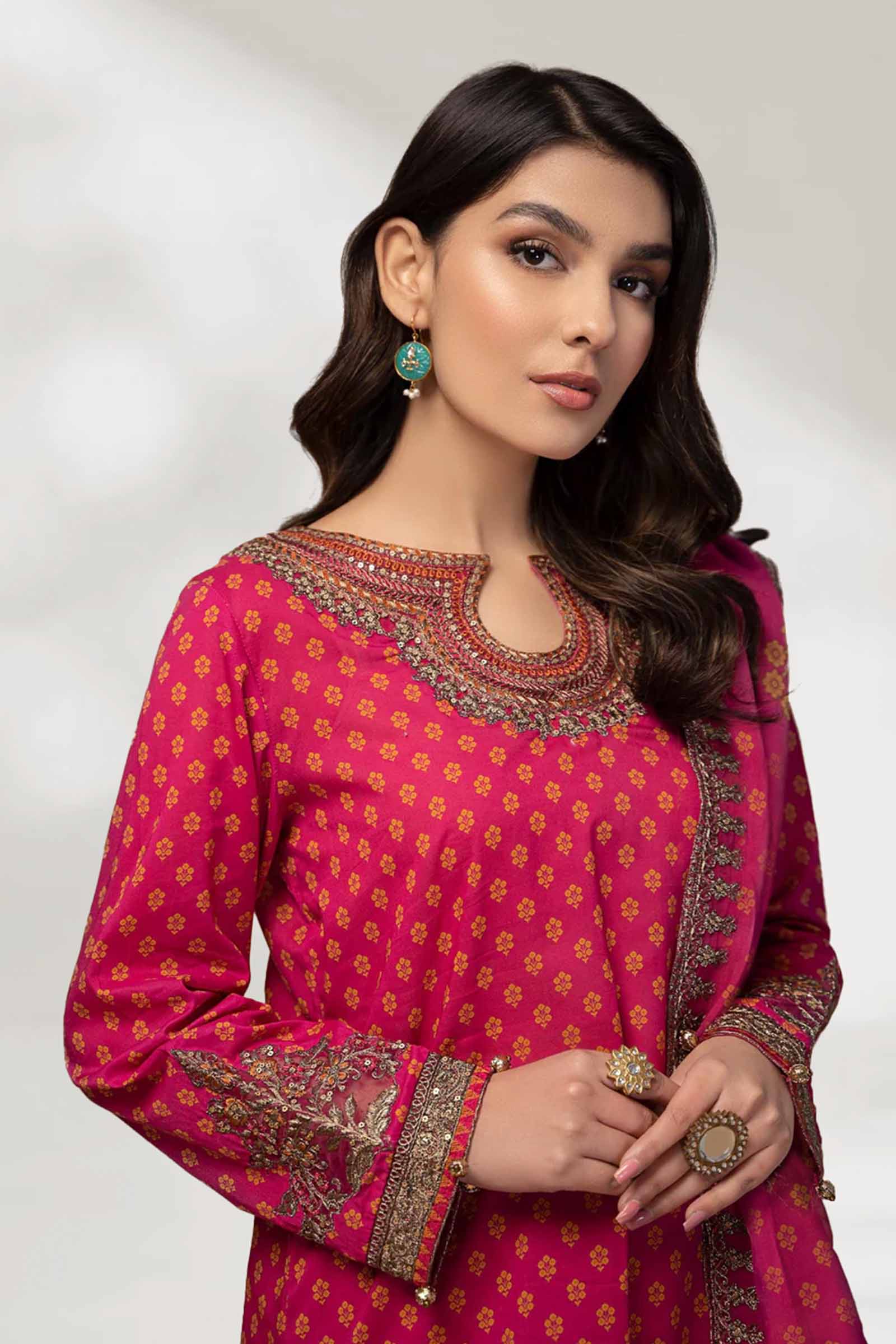 3 Piece Printed Lawn Suit - Image 2