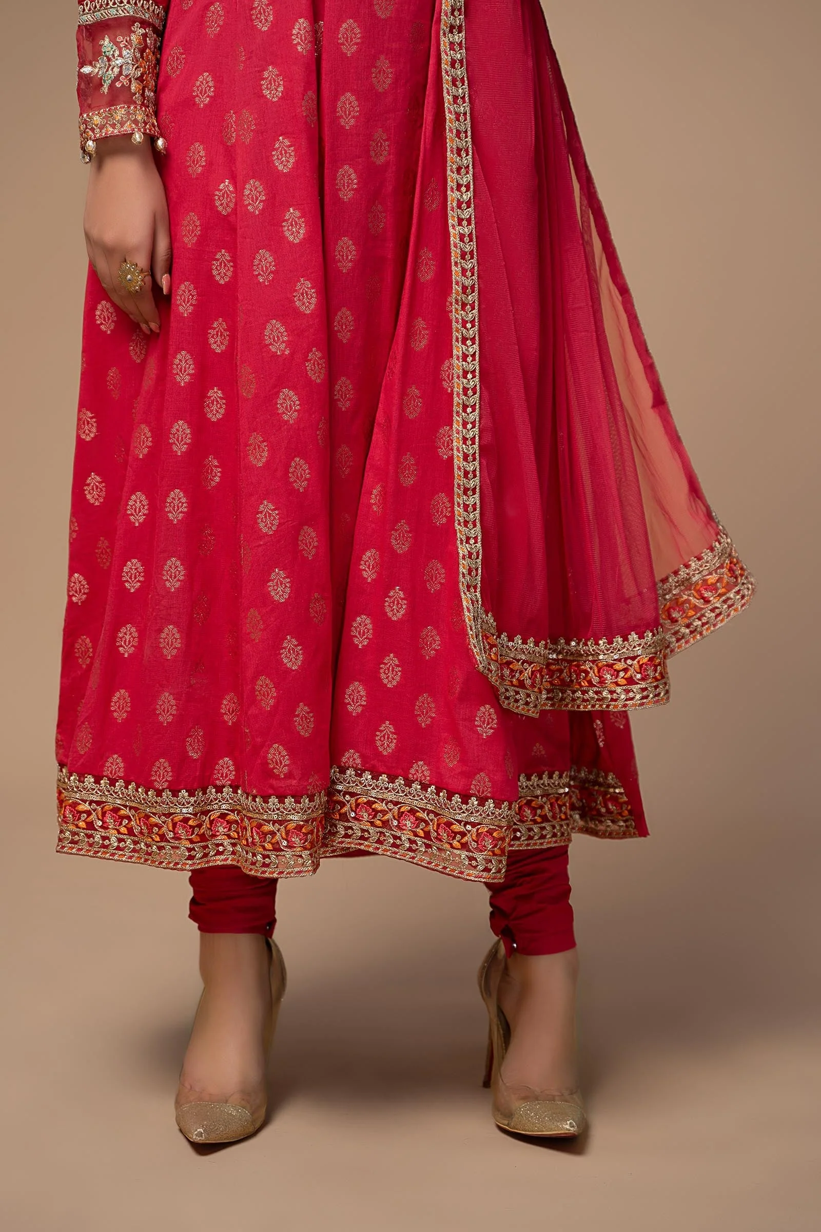 3 Piece Embroidered Suit - Image 4