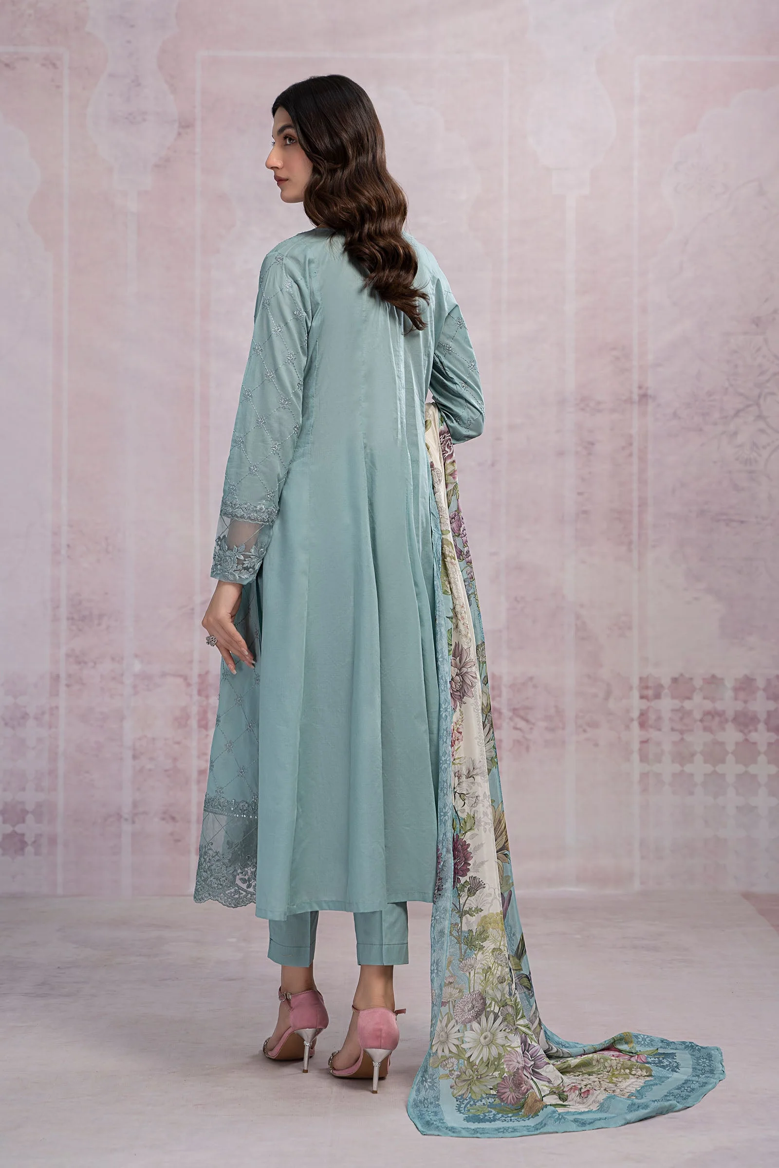 3 Piece Embroidered Suit - Image 5