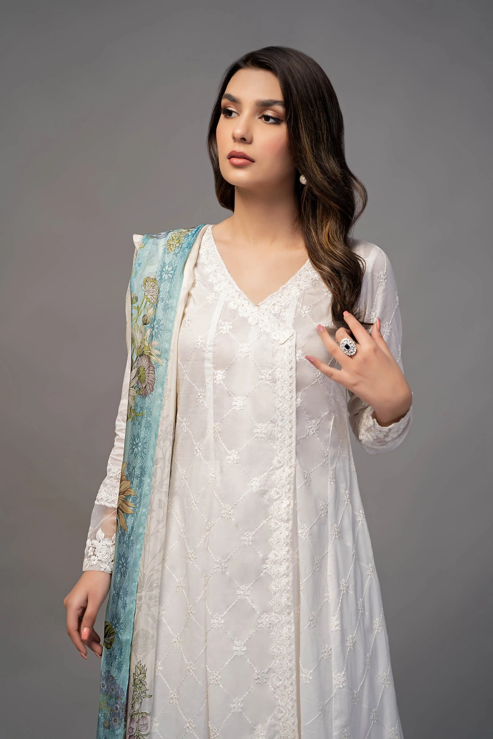 3 Piece Embroidered Suit - Image 2