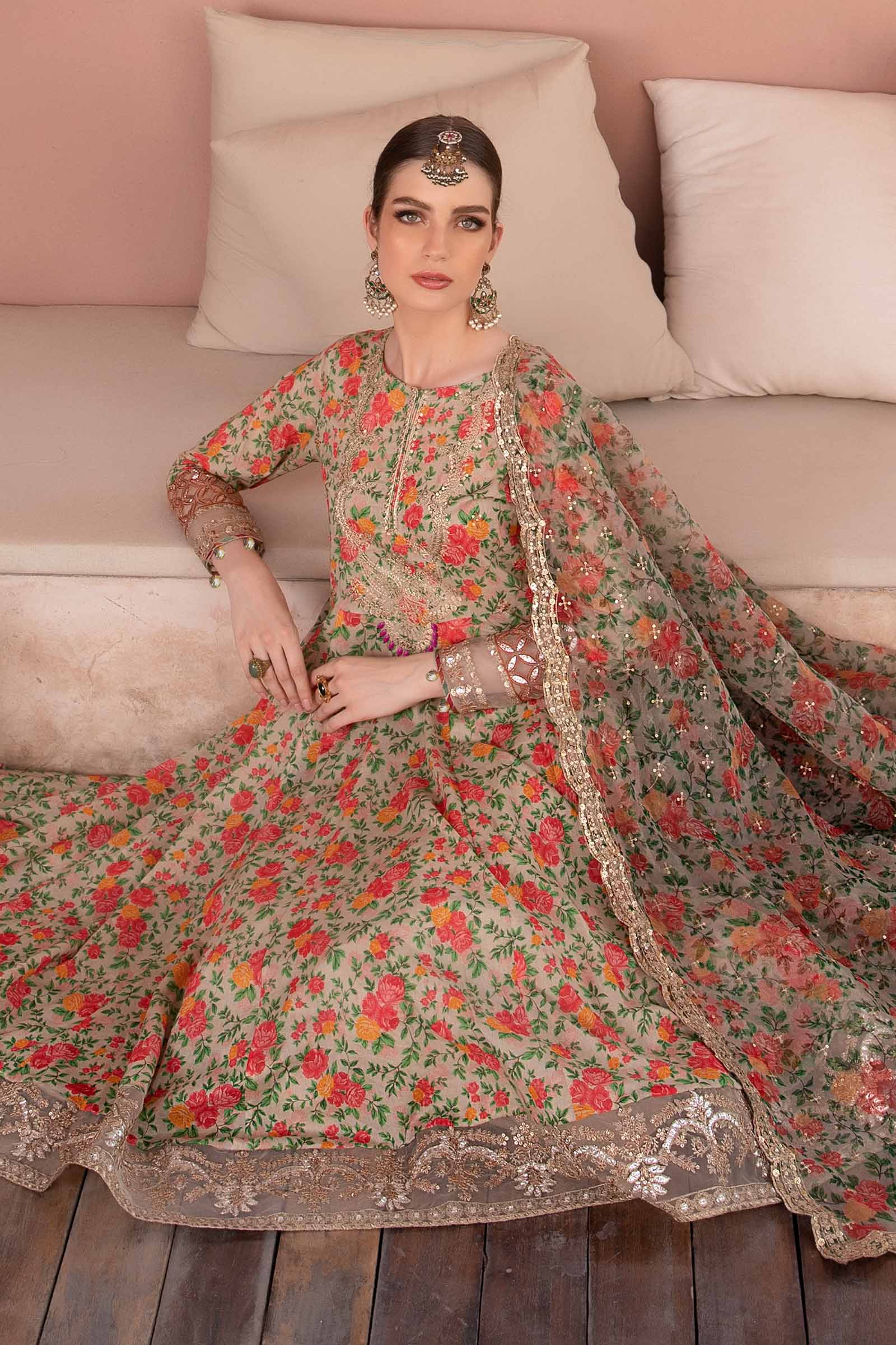 3 Piece Printed Lawn Suit - Image 2