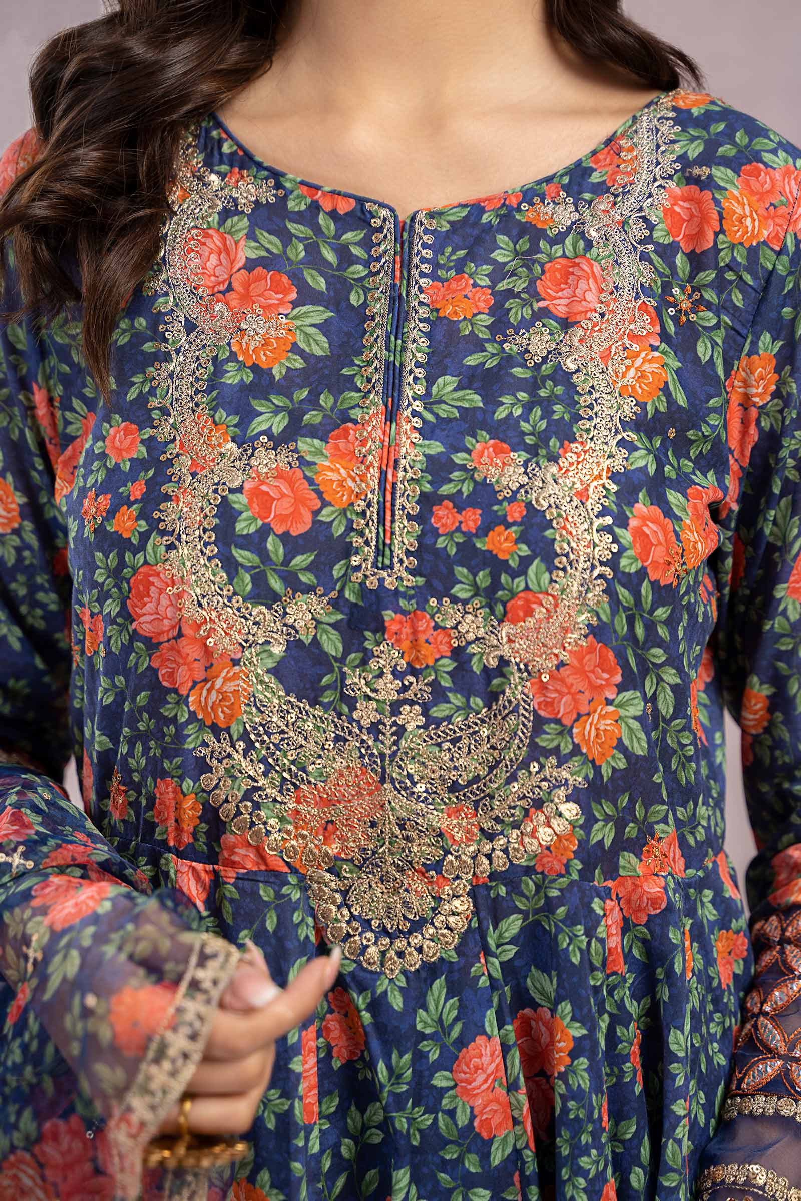 3 Piece Printed Lawn Suit - Image 3