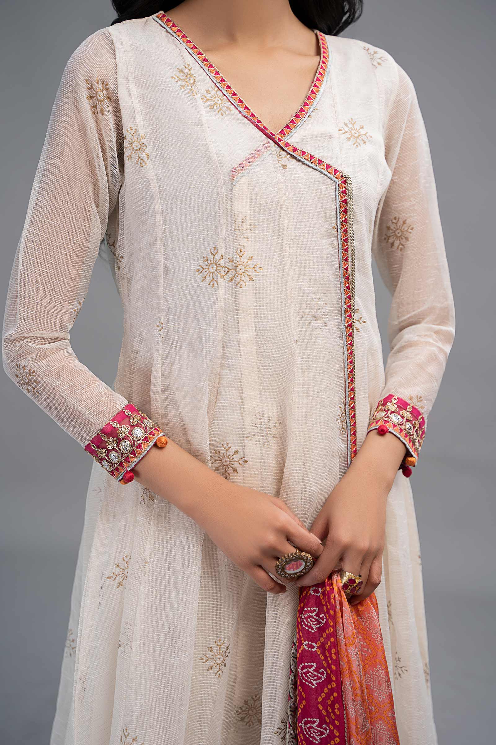 3 Piece Printed Lawn Suit - Image 3