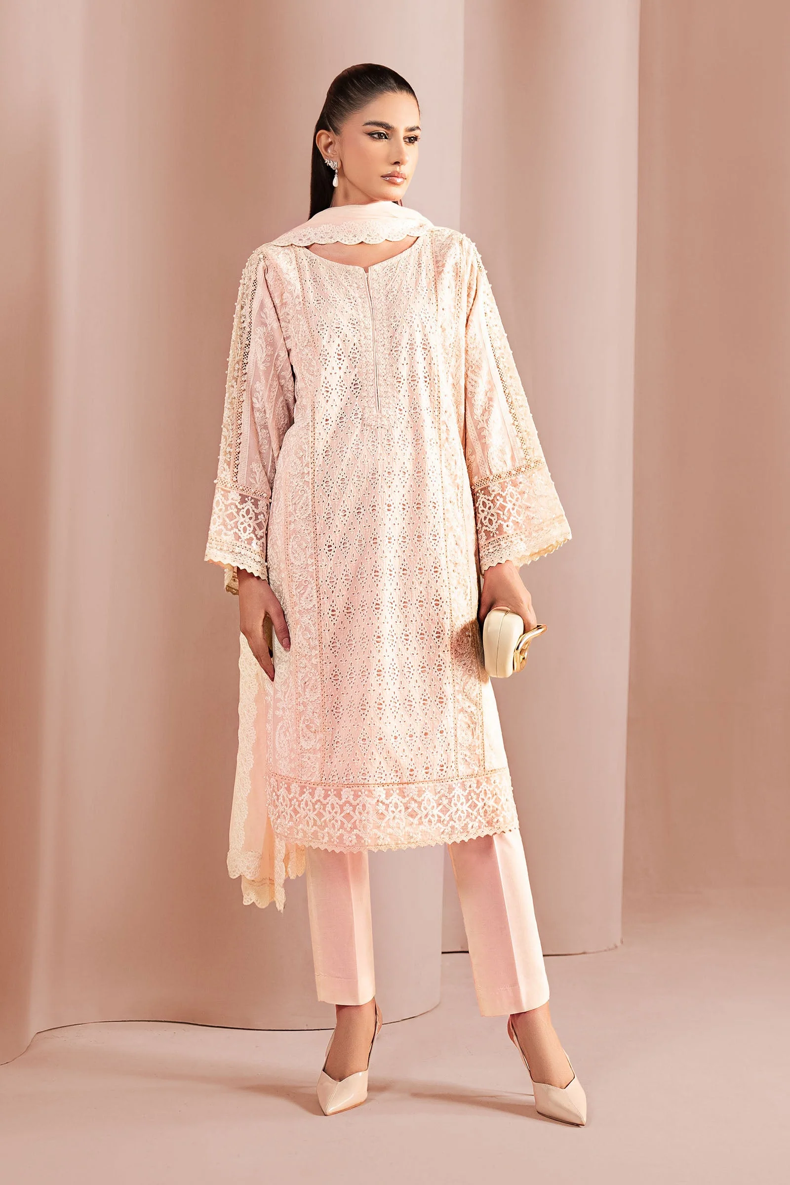 3 Piece Embroidered Lawn Suit - Image 2
