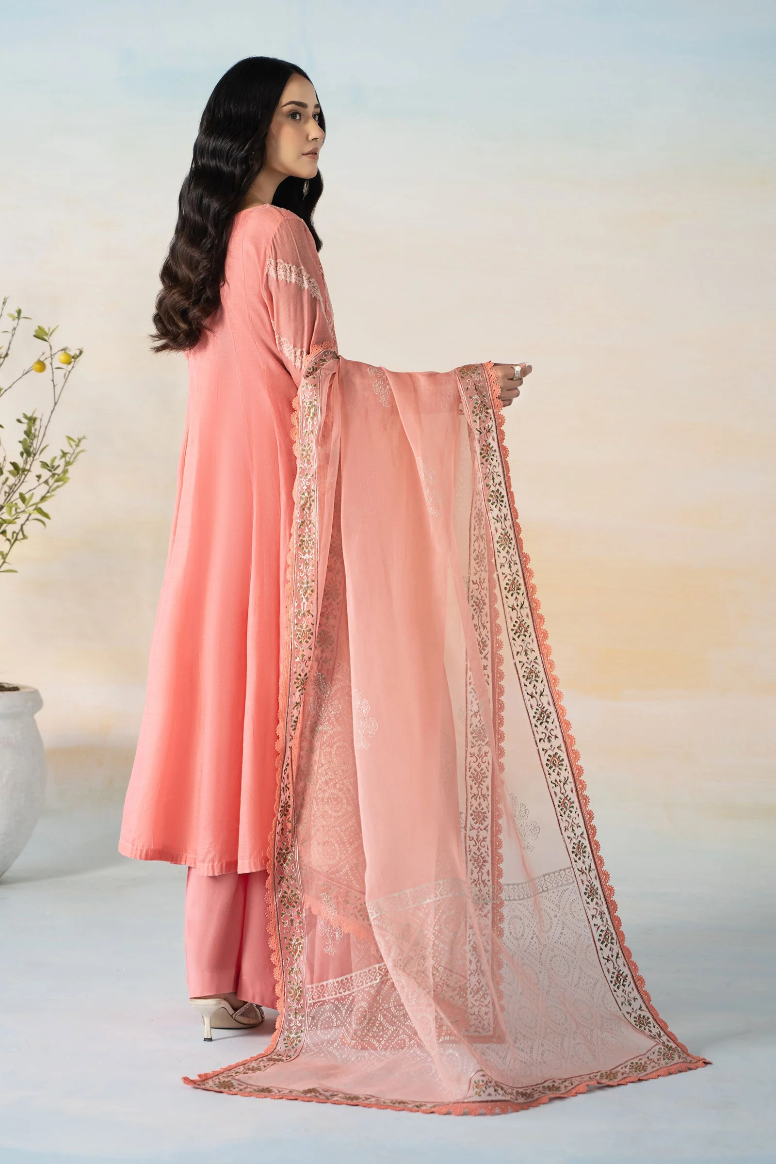 3 Piece Embroidered Lawn Suit - Image 5