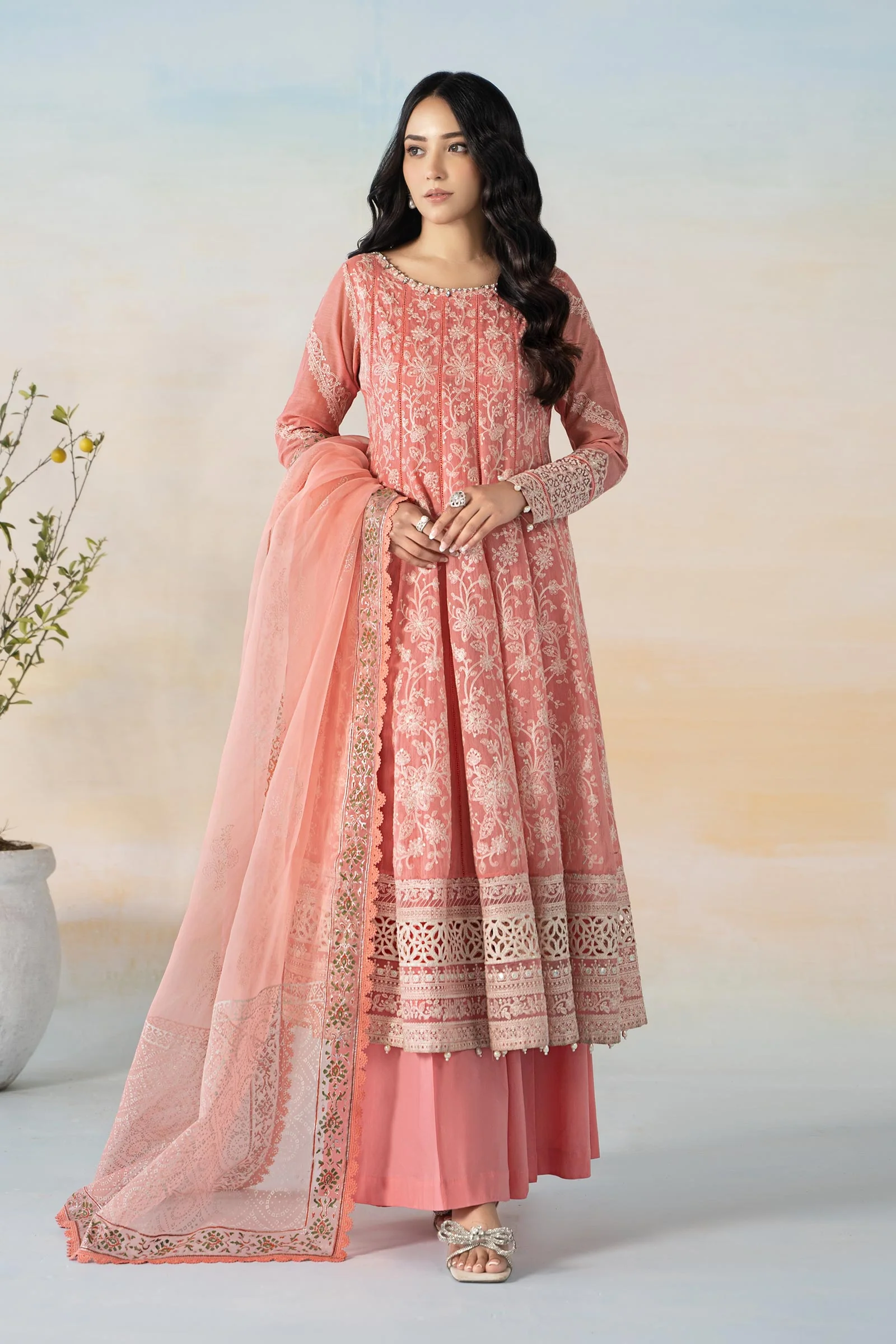 3 Piece Embroidered Lawn Suit - Image 2
