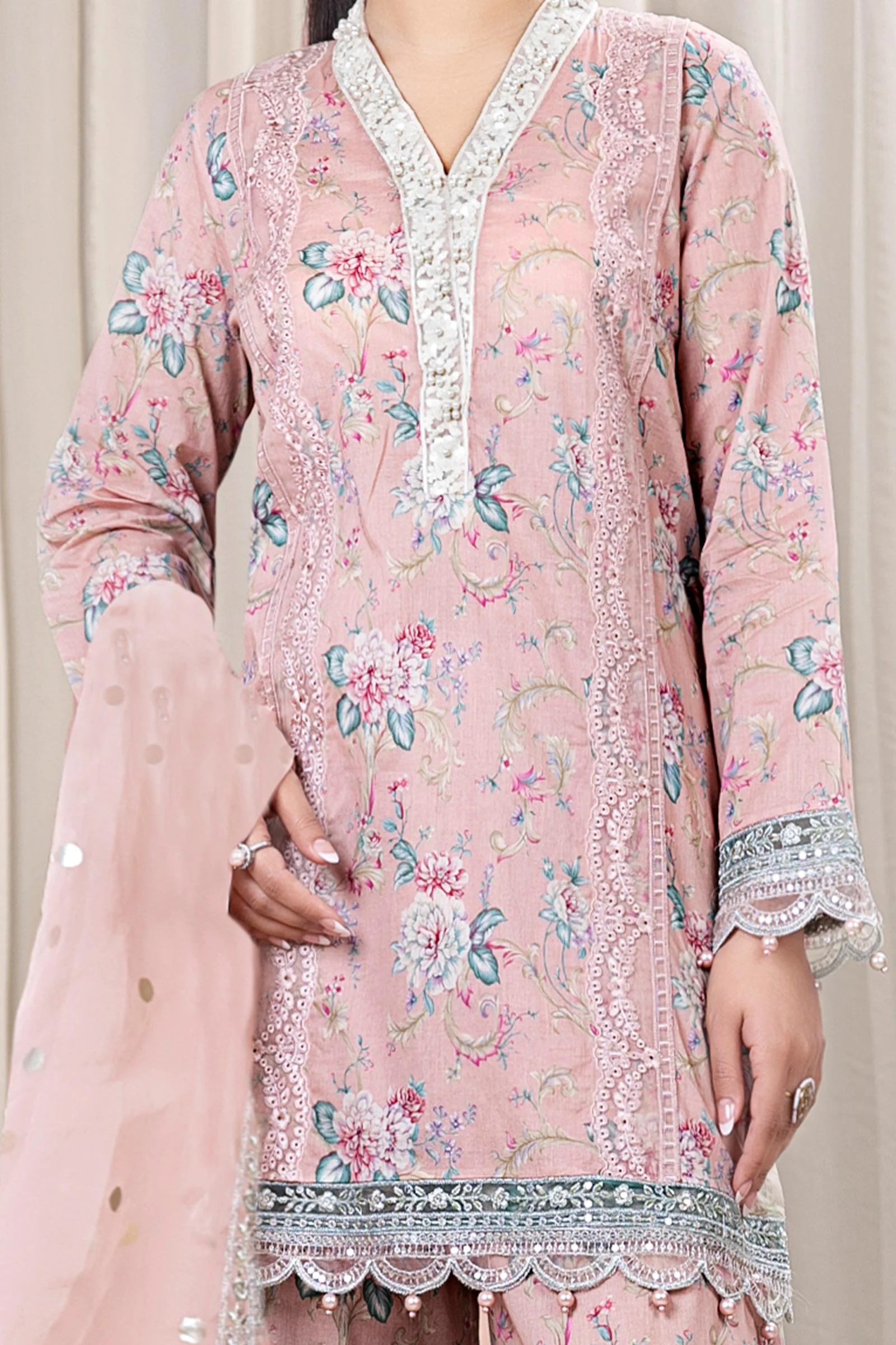 3 Piece Printed Lawn Suit - Image 2