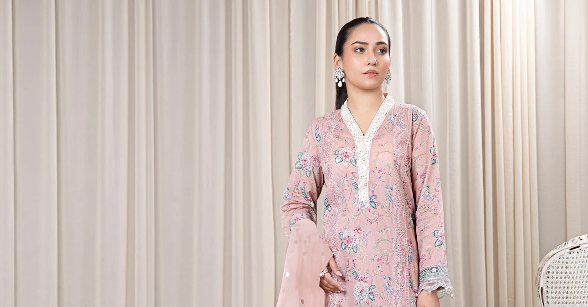 3 Piece Printed Lawn Suit - Image 6