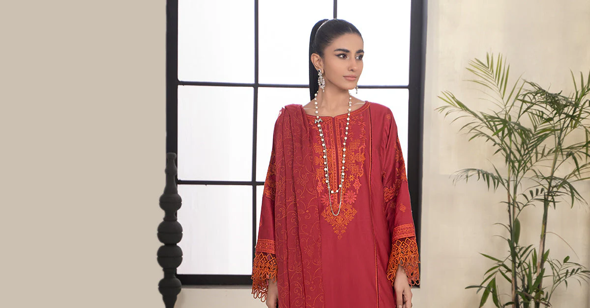3 Piece Embroidered Lawn Suit - Image 9