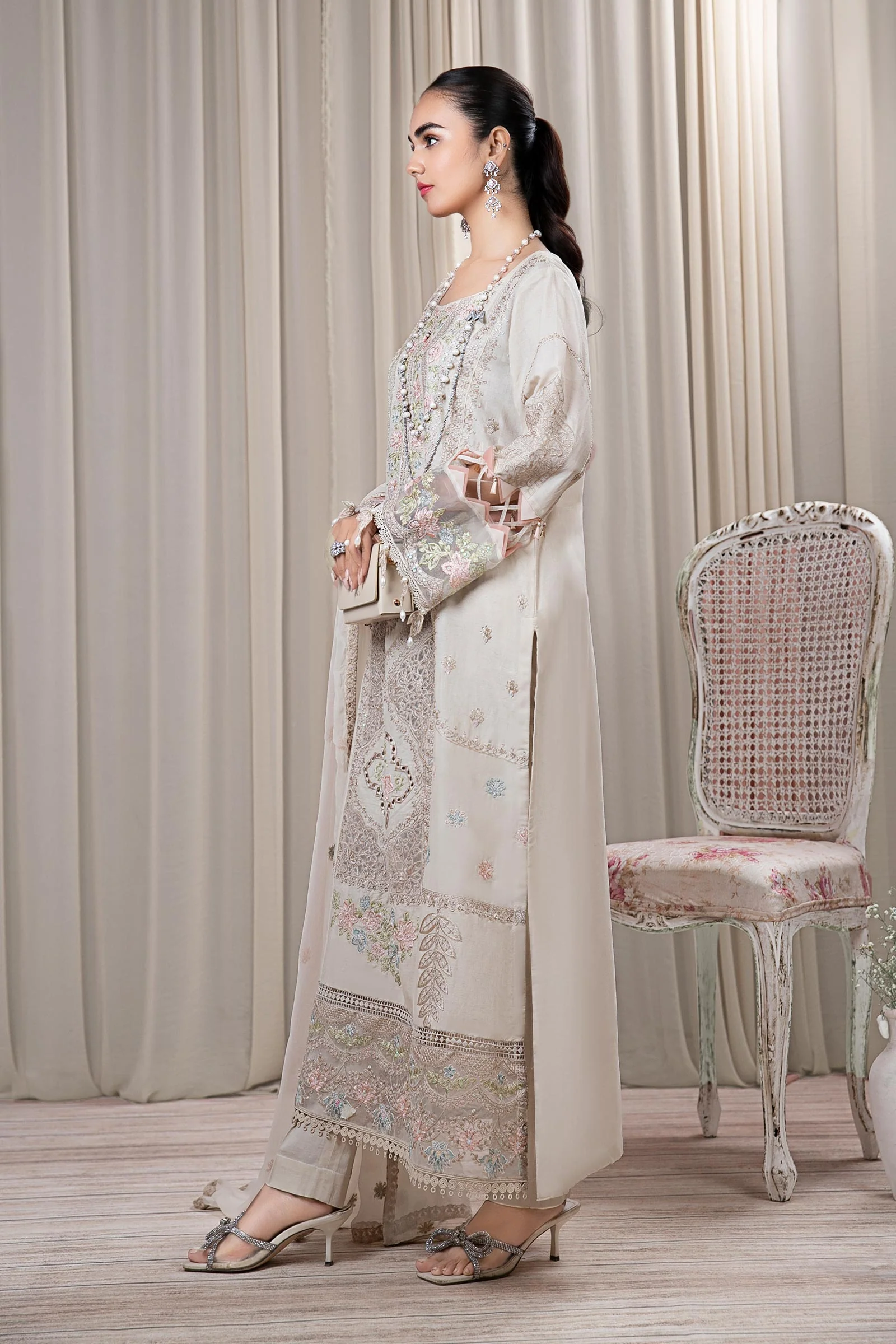 3 Piece Embroidered Self Jacquard Suit - Image 6