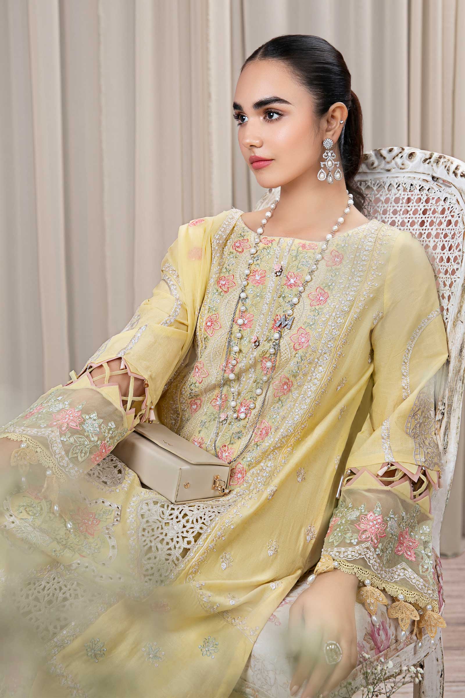 3 Piece Embroidered Self Jacquard Suit - Image 4