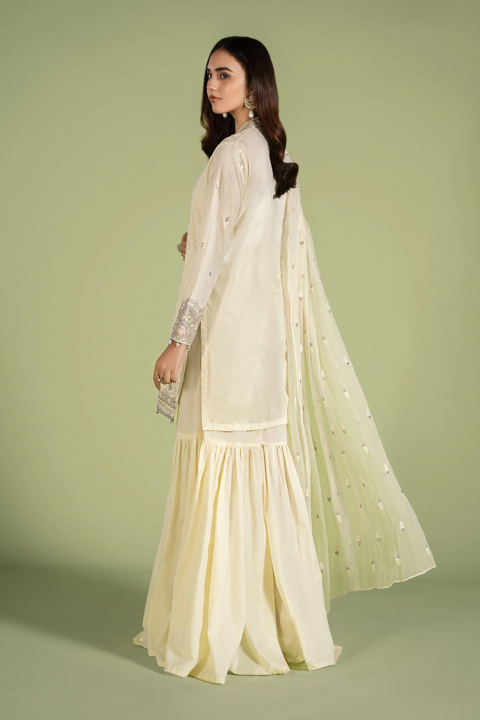 3 Piece Embroidered Lawn Suit - Image 6