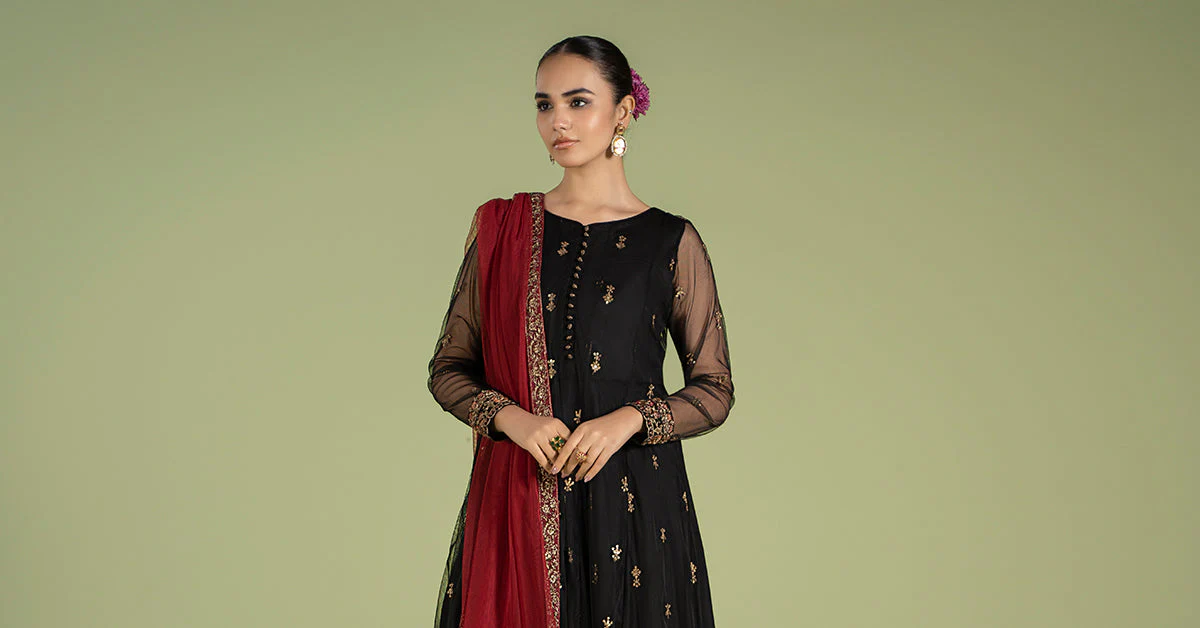 3 Piece Embroidered Net Suit - Image 11
