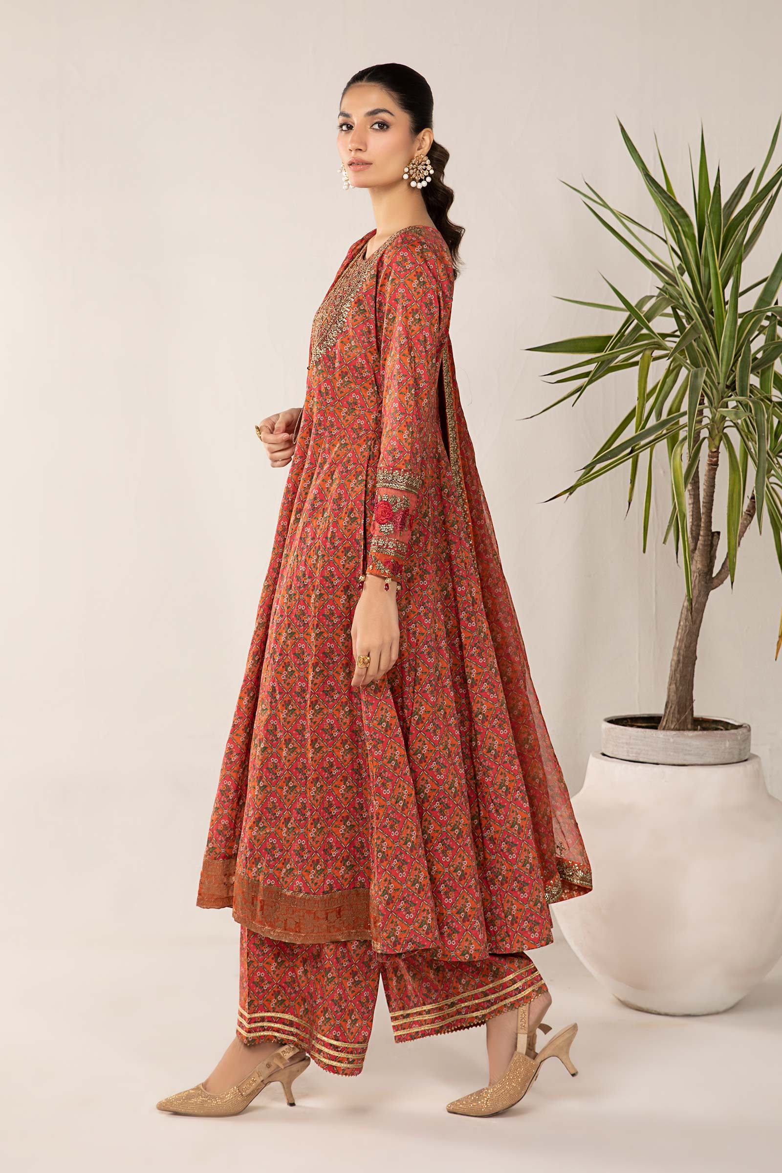 3 Piece Printed Lawn Suit - Image 4