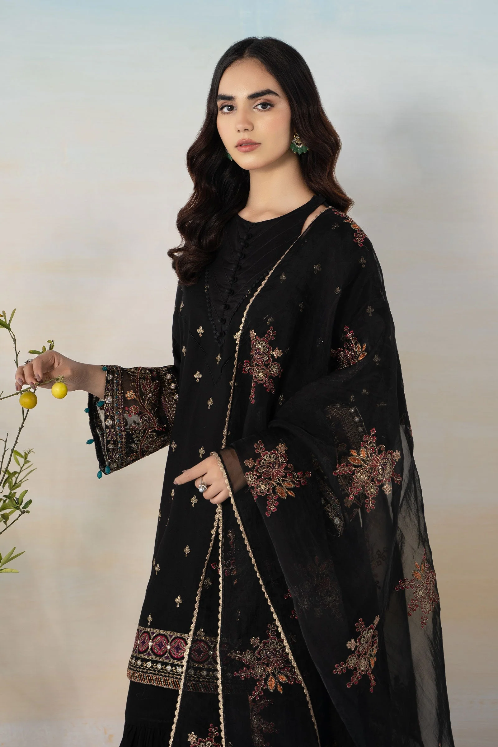 3 Piece Embroidered Jacquard Suit - Image 2