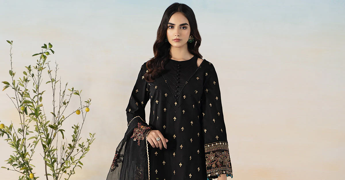3 Piece Embroidered Jacquard Suit - Image 7