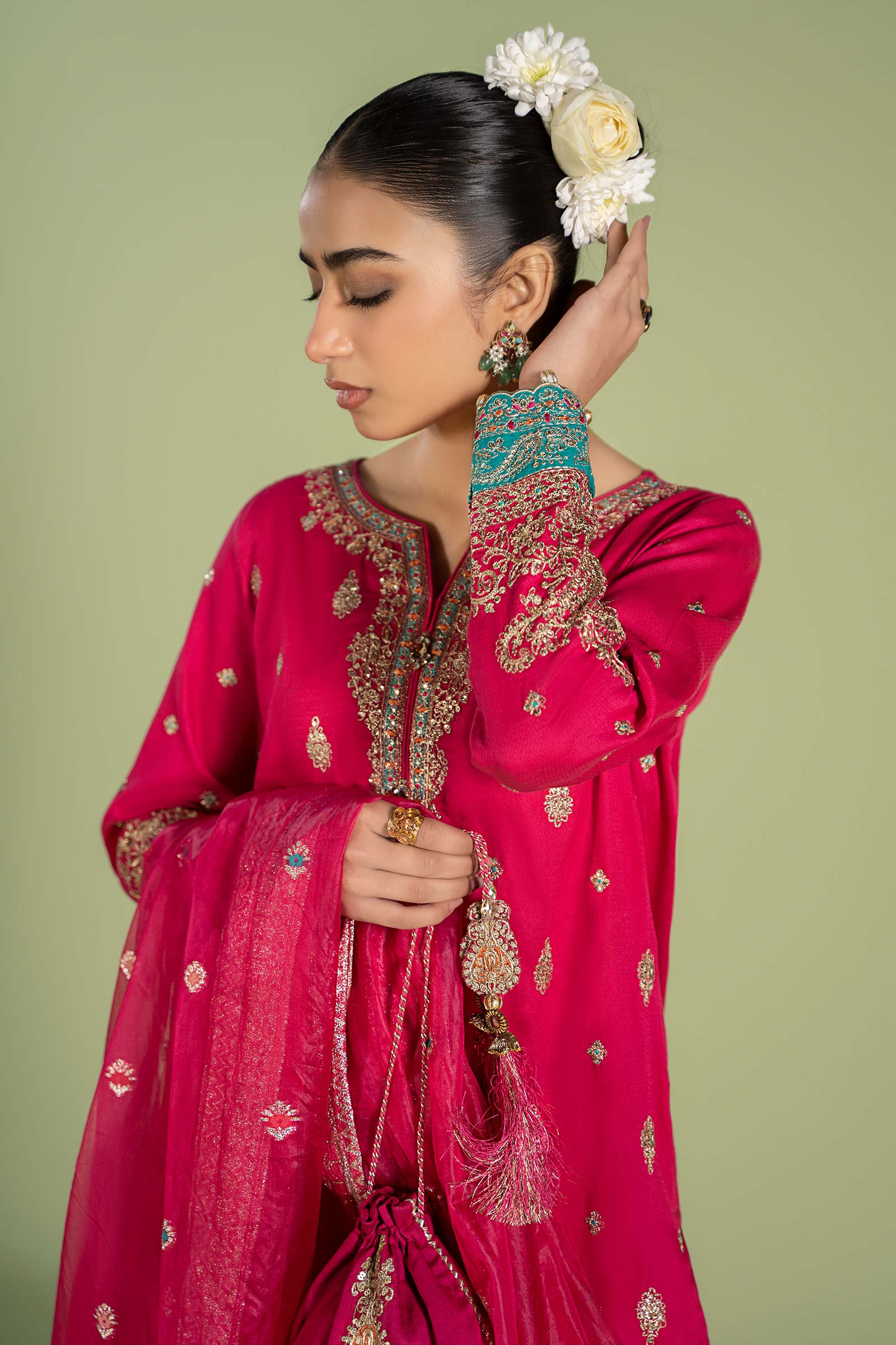 3 Piece Embroidered Lawn Suit - Image 3