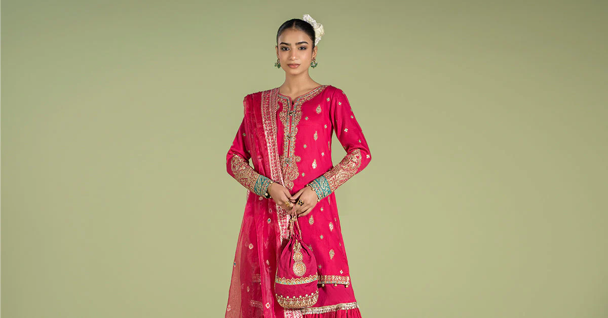 3 Piece Embroidered Lawn Suit - Image 9