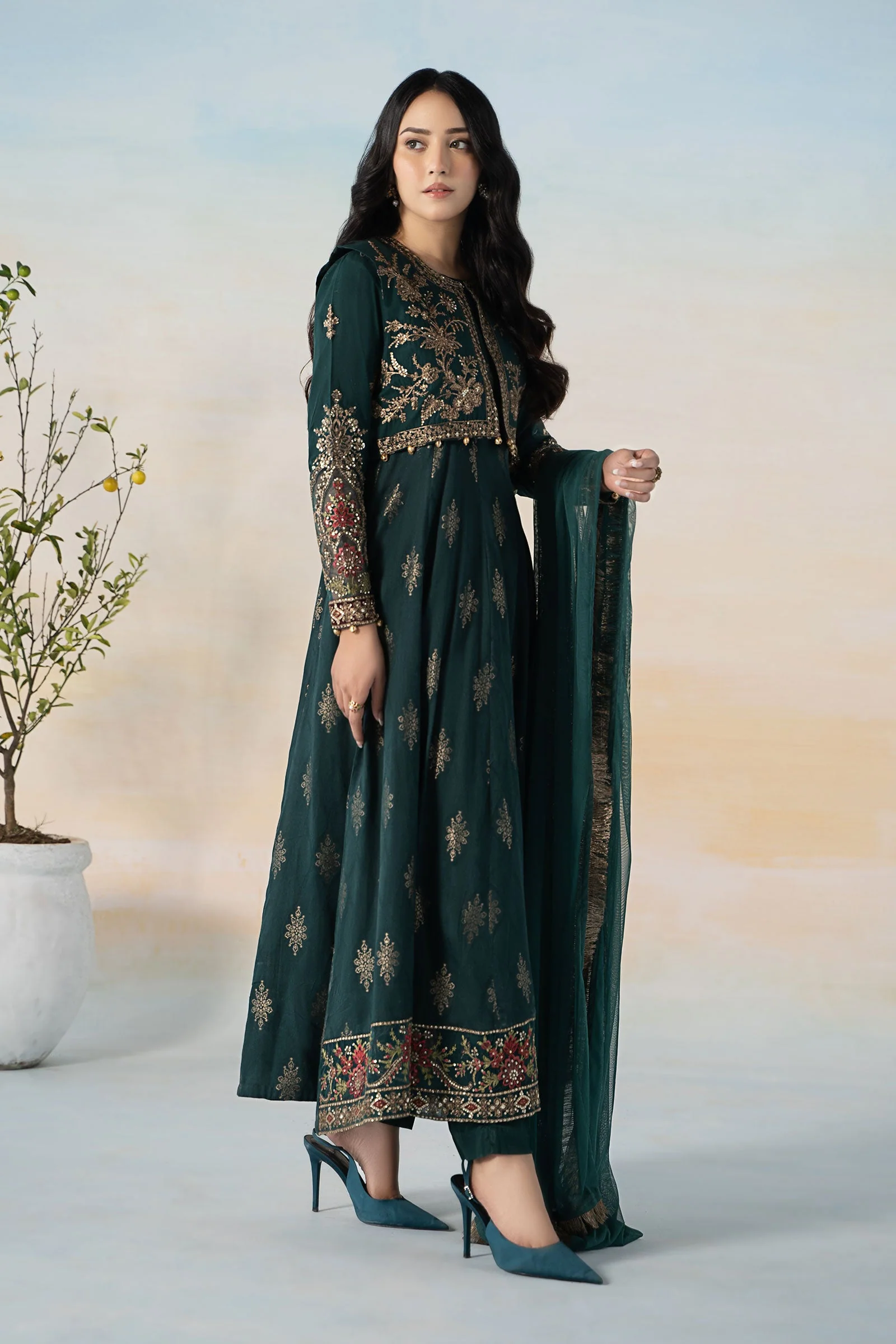 3 Piece Printed Jacquard Suit - Image 4