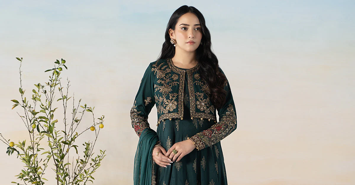 3 Piece Printed Jacquard Suit - Image 6