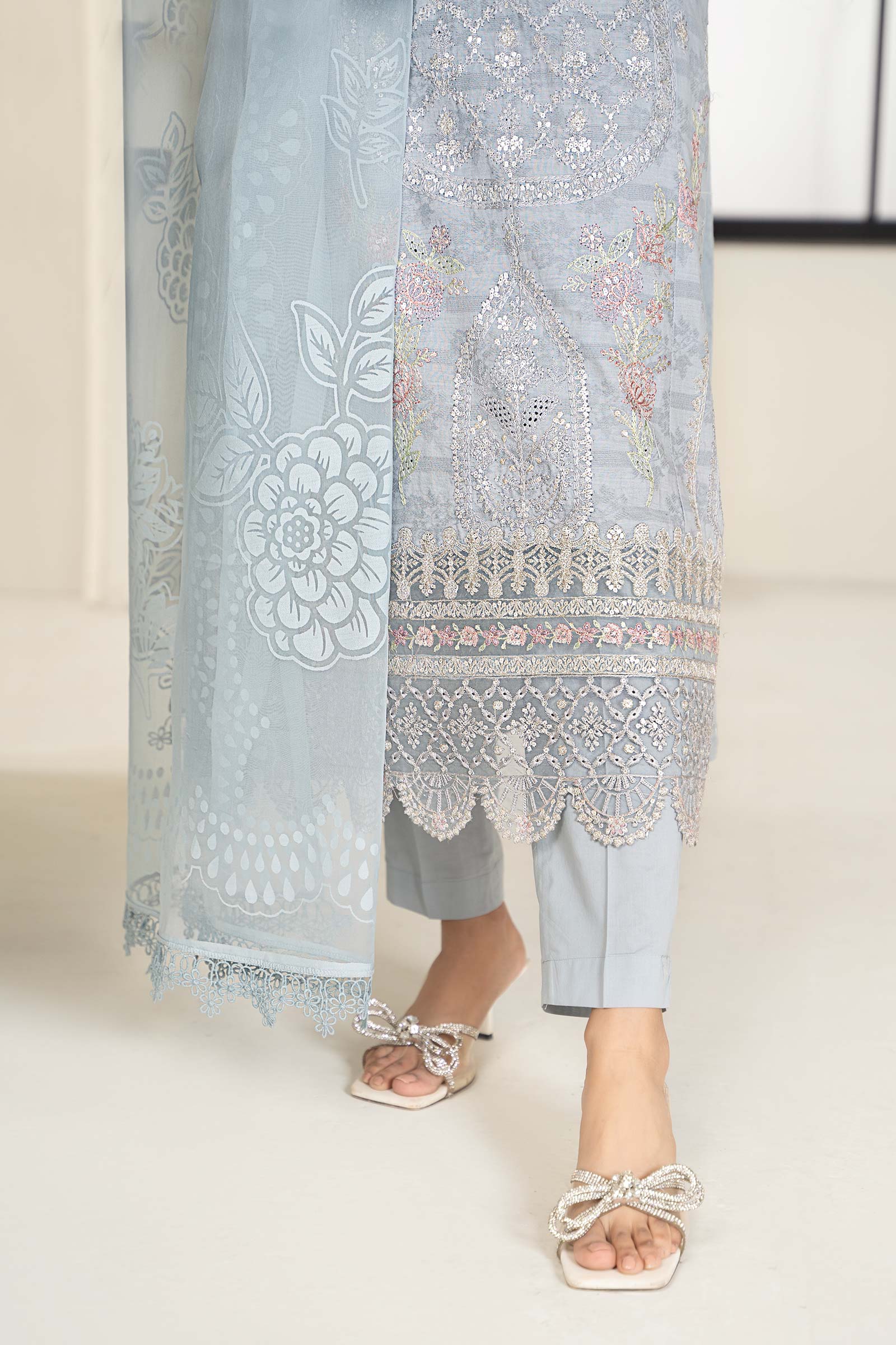 3 Piece Embroidered Self Jacquard Suit - Image 4